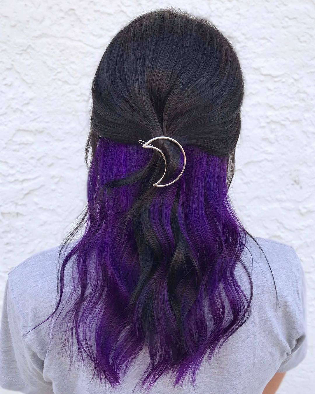 Coba warna ungu tua, yuk! (Foto: Allthingshair UK)