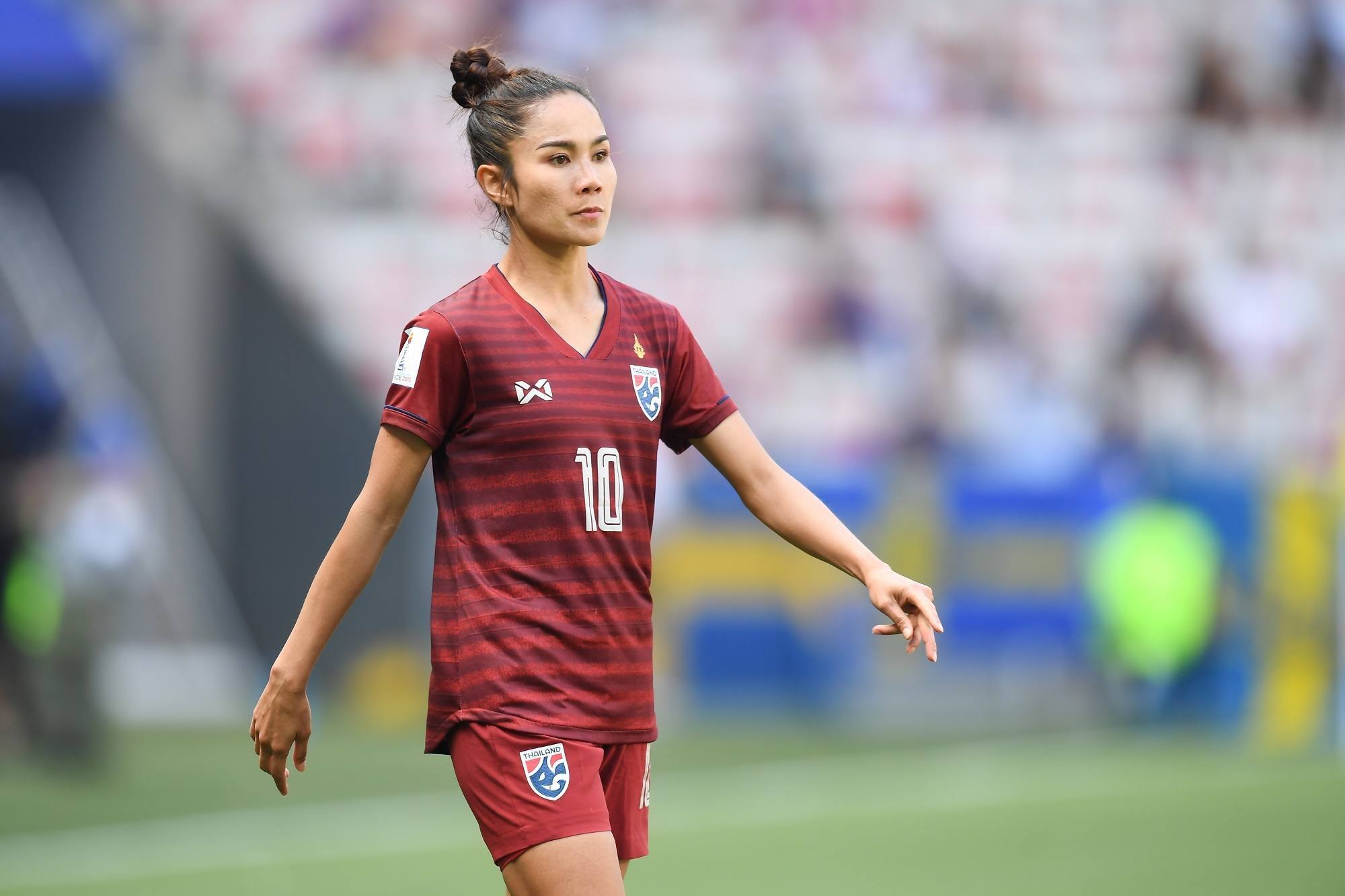 gaya rambut pesepak bola wanita Sunisa Srangthaisong