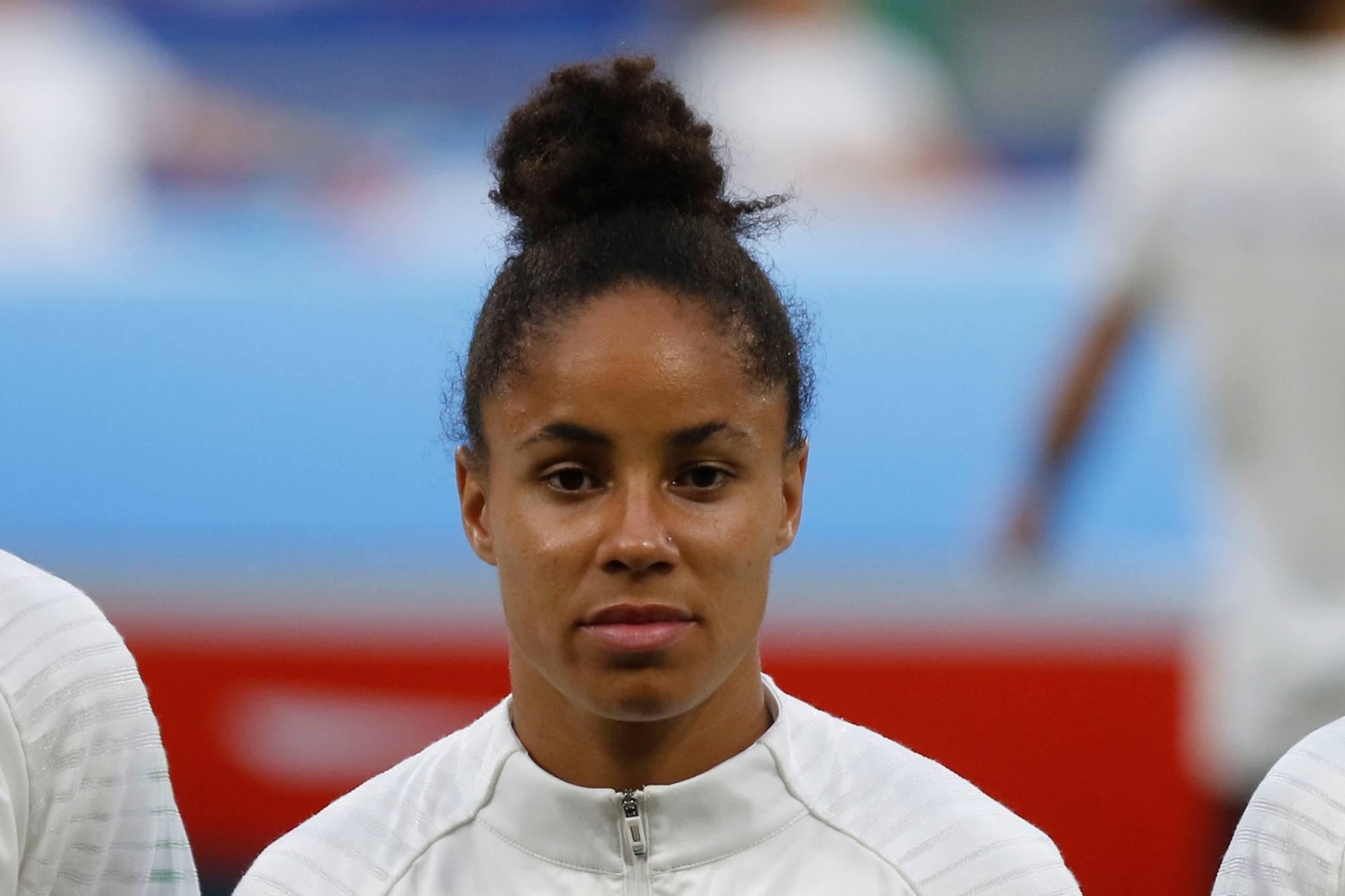 gaya rambut pesepak bola wanita demi stokes