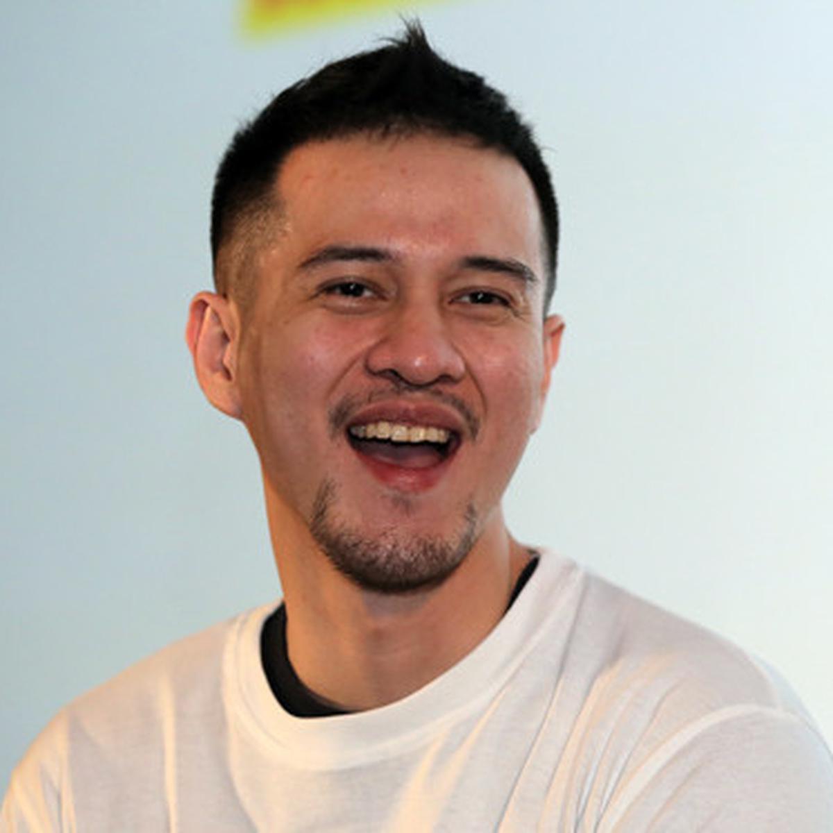 Spiky dengan aksen taper cut. (Foto: Liputan6.com)