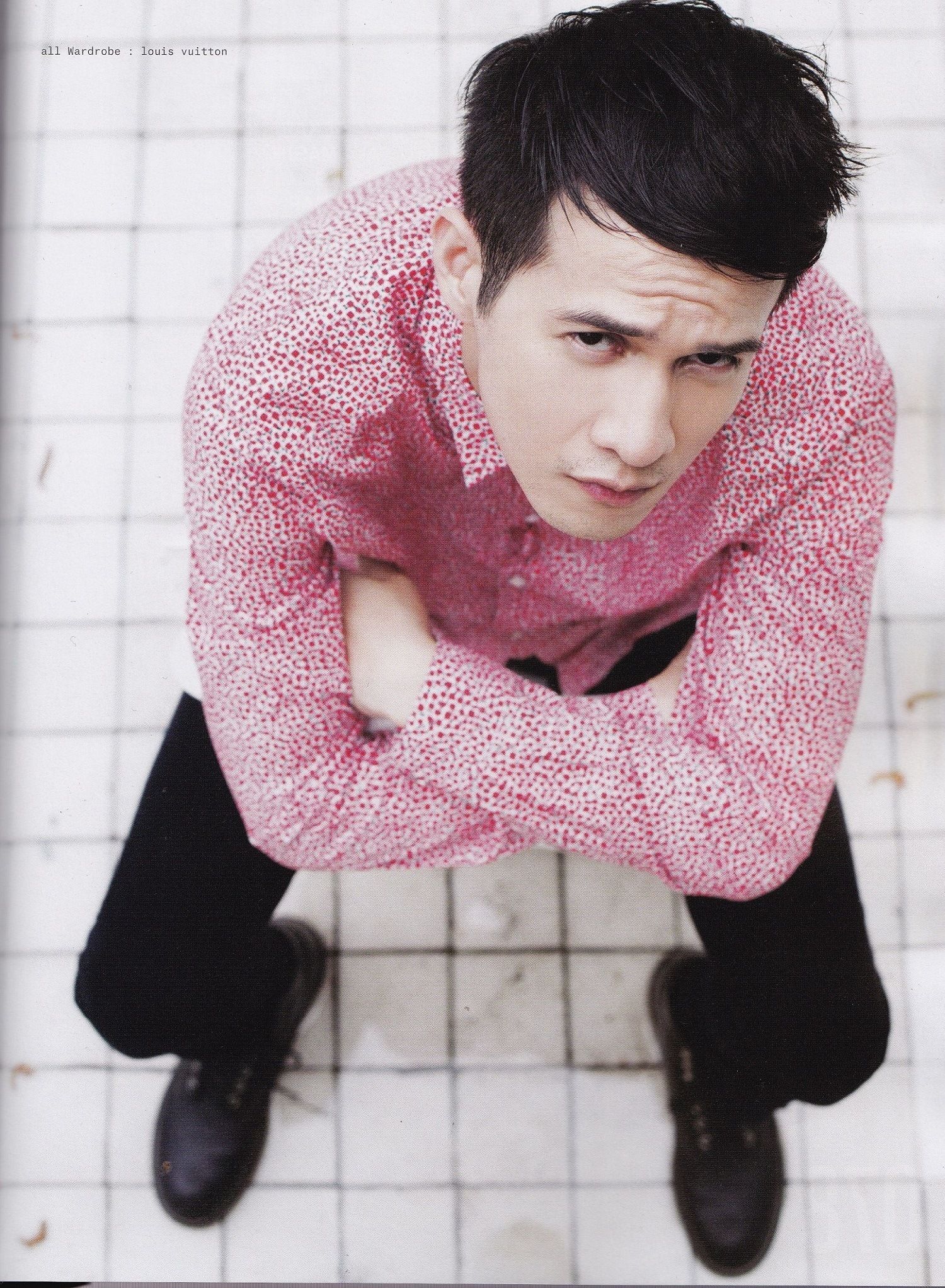 Gaya rambut undercut dengan poni samping. (Foto: Pinterest)