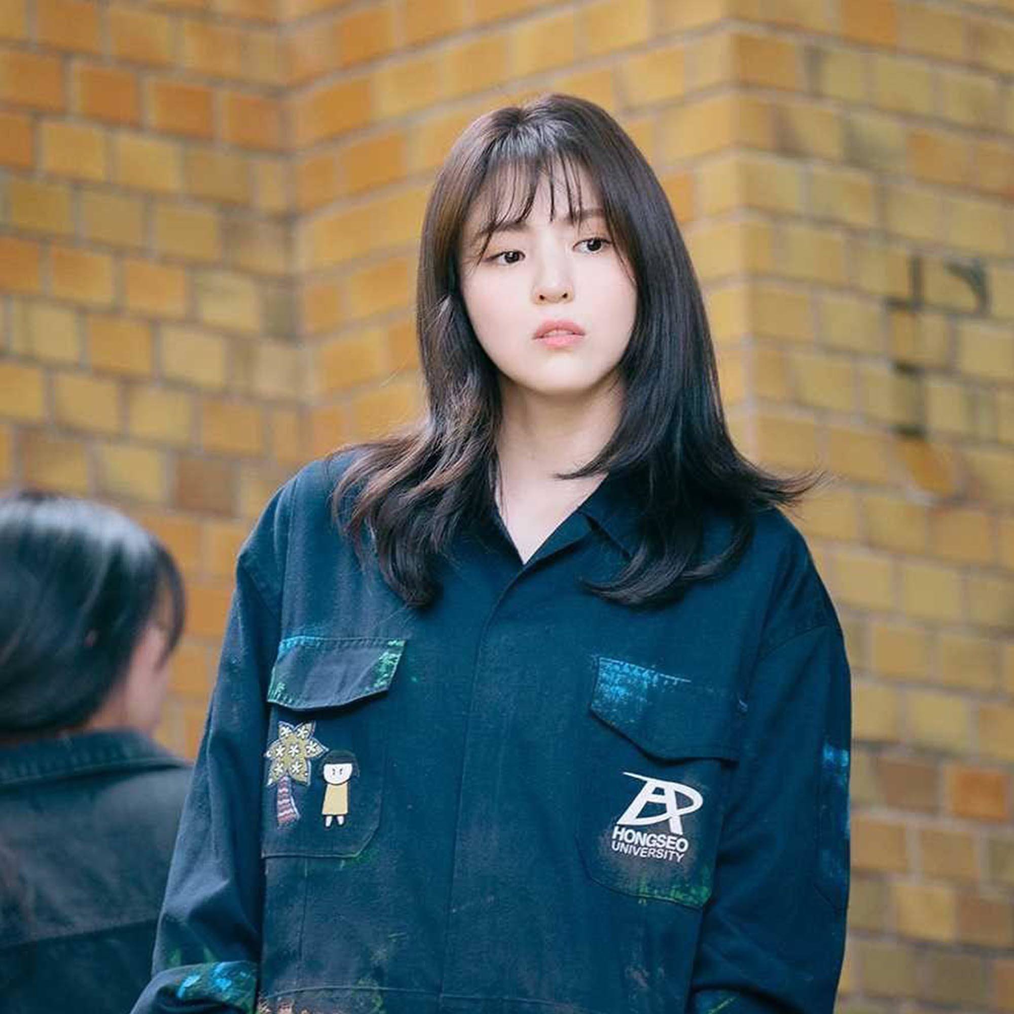 Di drama Korea berjudul 'Nevertheless', Han So-hee tampil dengan potongan ini. (Foto: JTBC)
