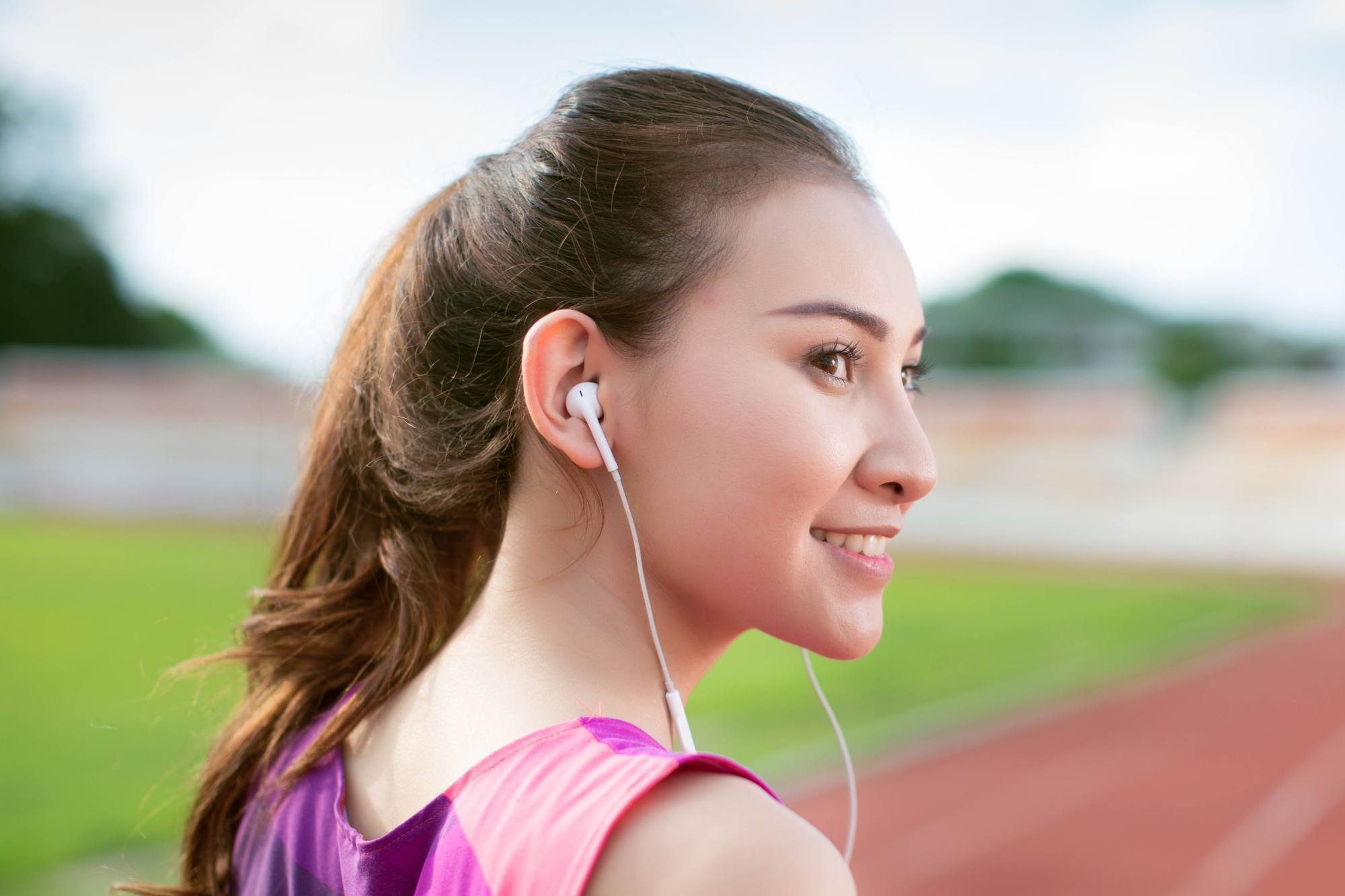 Wanita sedang berolahraga