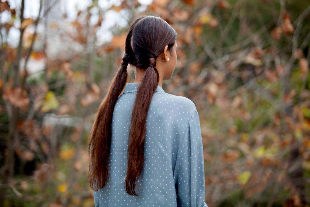 Gaya ponytail yang manis jika dicoba pada rambut panjang. (Foto: iStock by Getty Images)