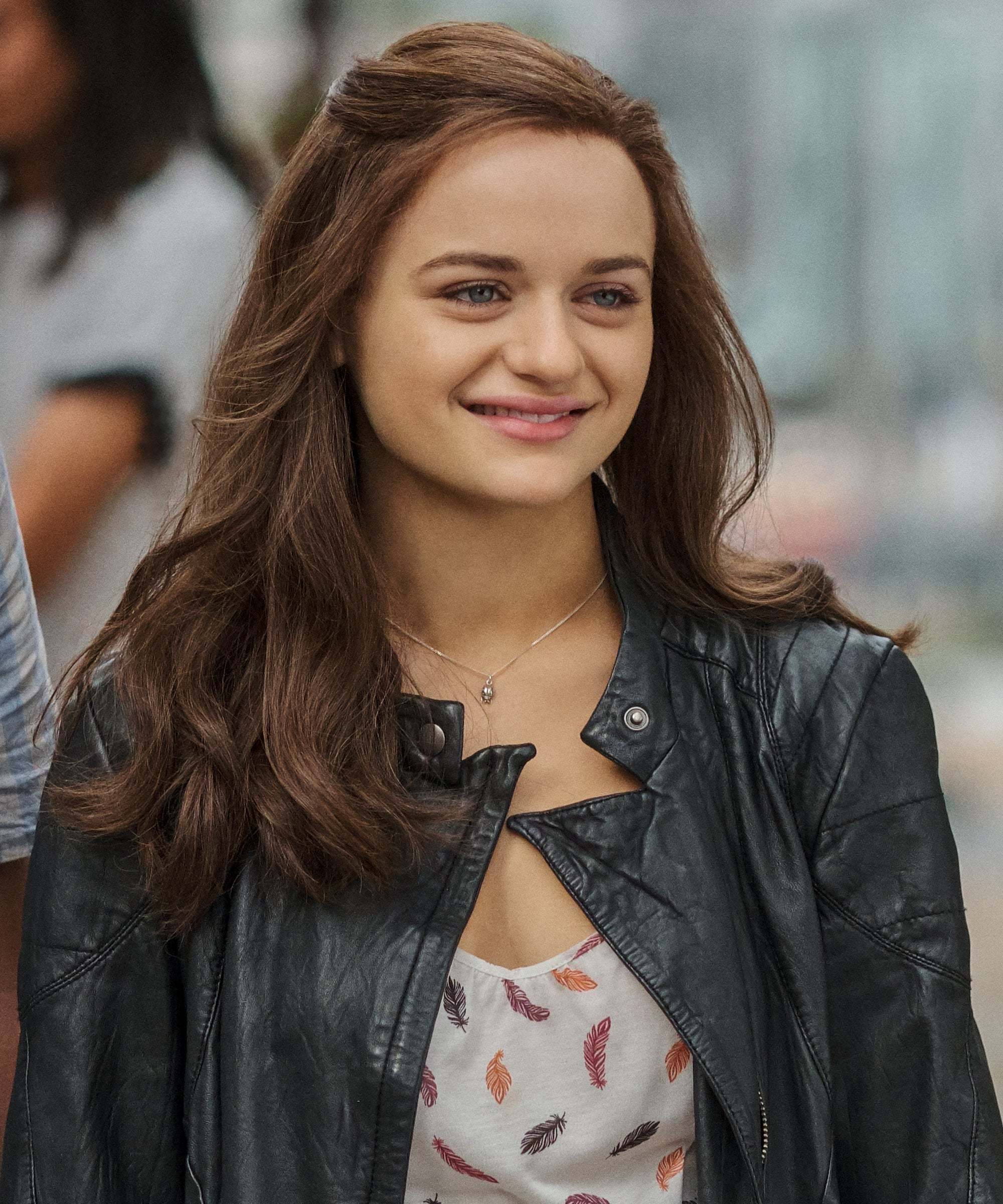 film romantis gaya rambut elle the kissing booth