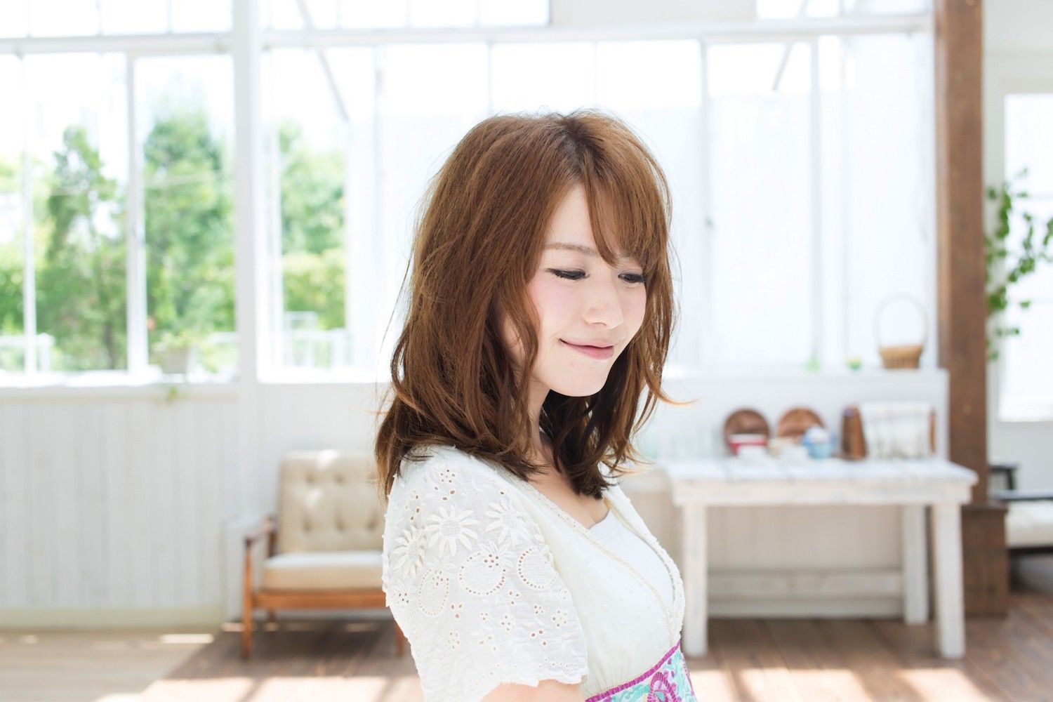 Berikan tekstur pada rambut ikal. (Foto: Shutterstock)
