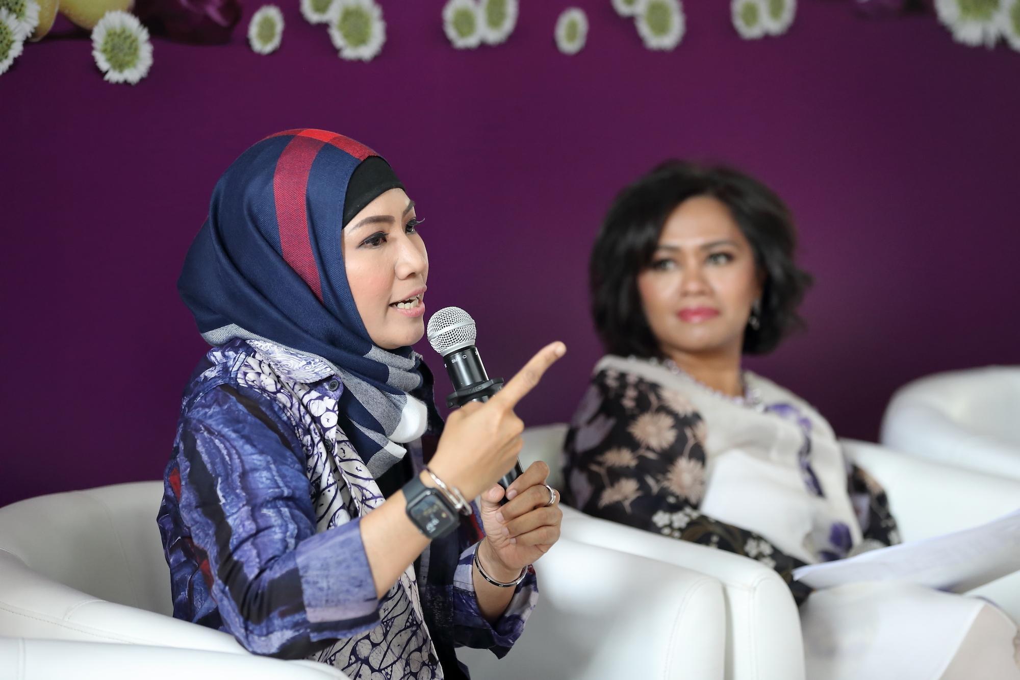 Devi Rachmawati pada press conference campaign Sunsilk