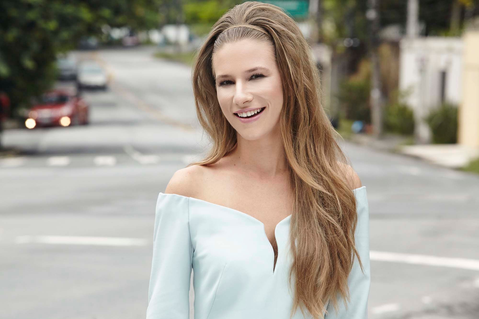 Model rambut ini cocok untuk pesta dengan tema. (Foto: Shutterstock)