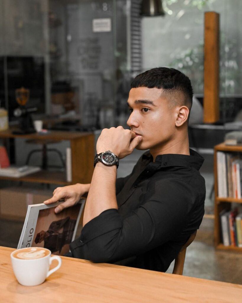 selebgram fadly faisal dengan rambut french crop