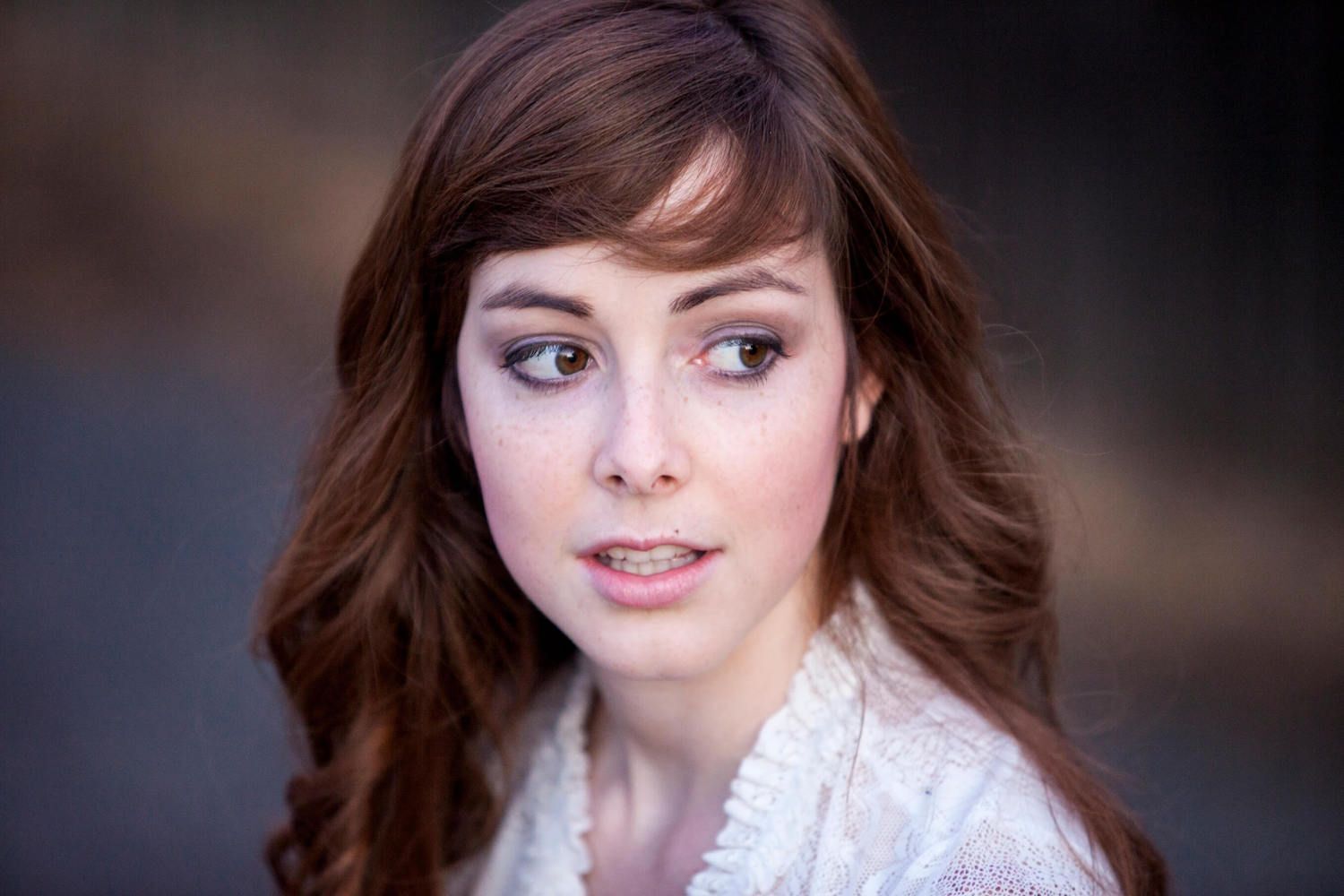 Model poni samping ini memang selalu klasik dan bisa jadi andalan. (Foto: iStock by Getty Images)