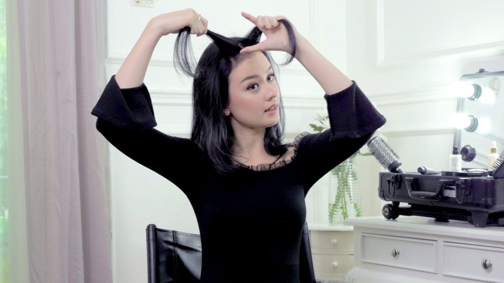 Tutorial Front Side Twist, step membuat twist pertama.