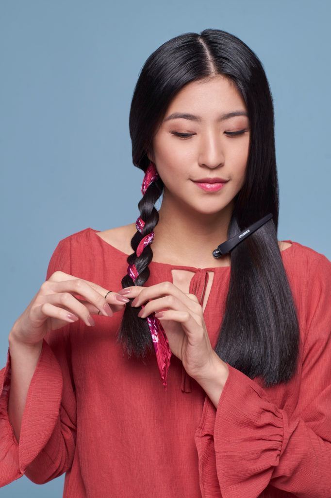 scarf-milkmaid-braid-step-4