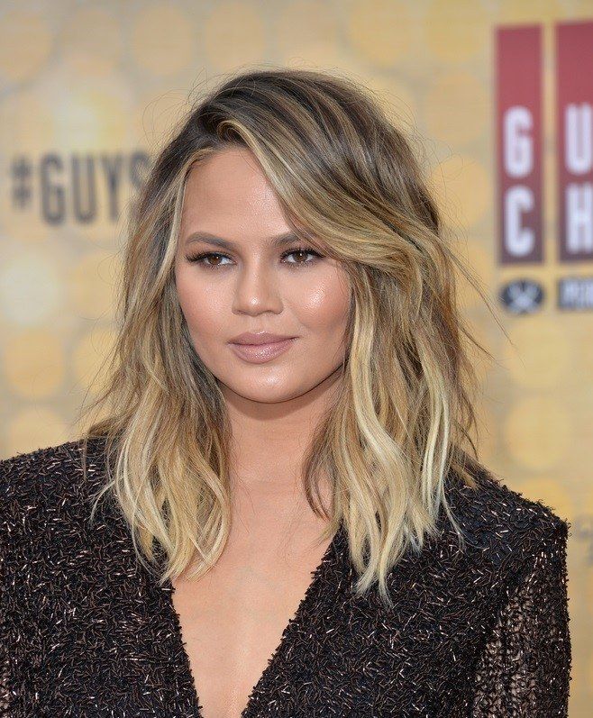 Tertarik coba warna rambut ala Chrissy Teigen ini?  (Foto: Shutterstock)