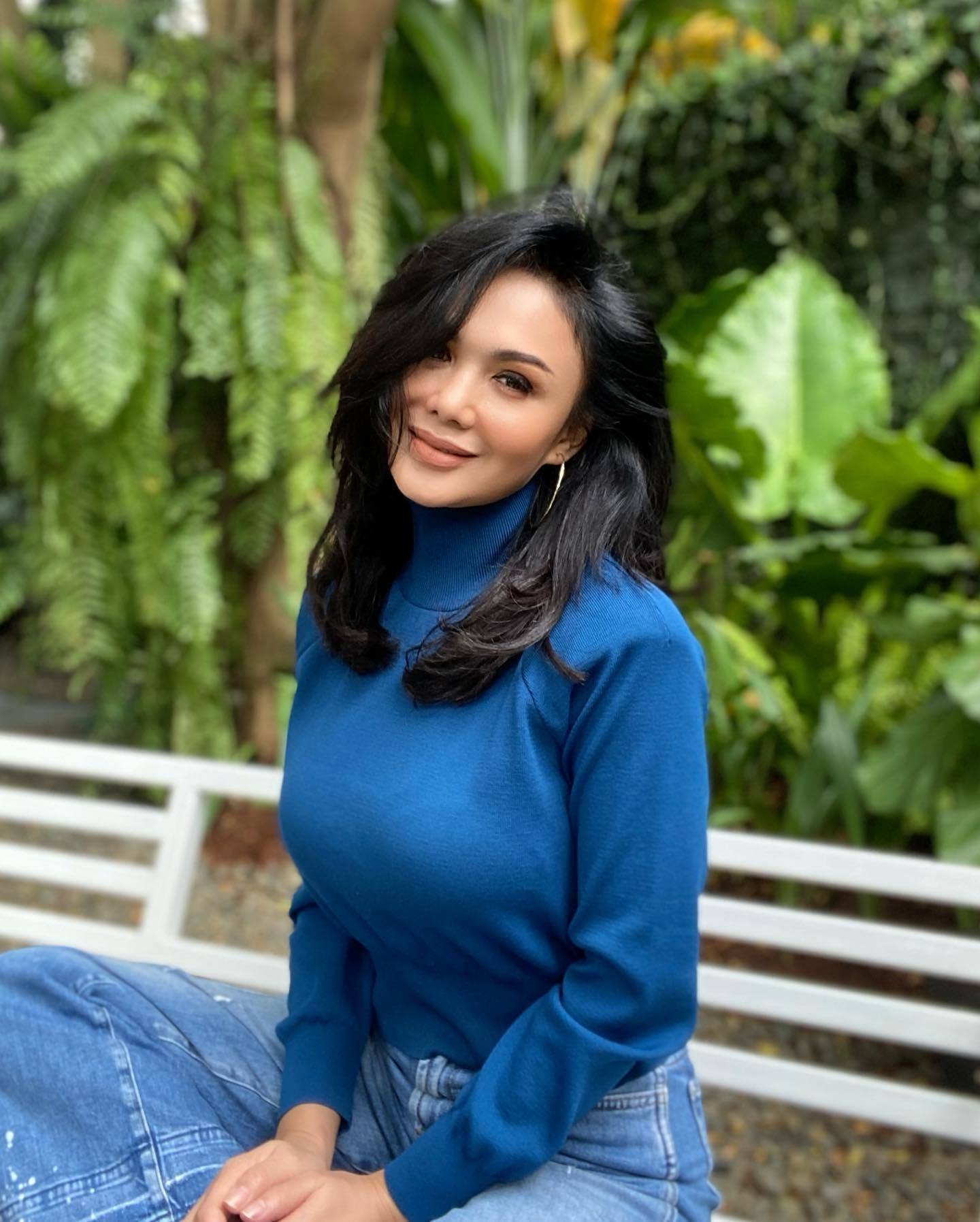 Rambut layer a la Yuni Shara. (Foto: Instagram.com/yunishara36)