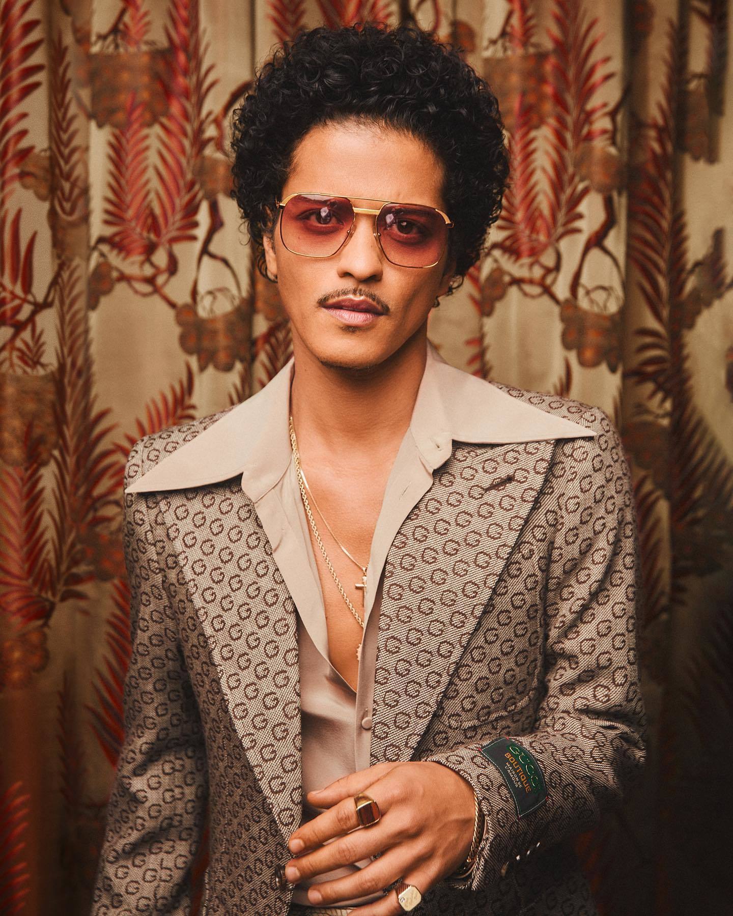 Berani coba rambut keriting bervolume seperti rambut brokoli a la Bruno Mars? (Foto: Instagram.com/brunomars)