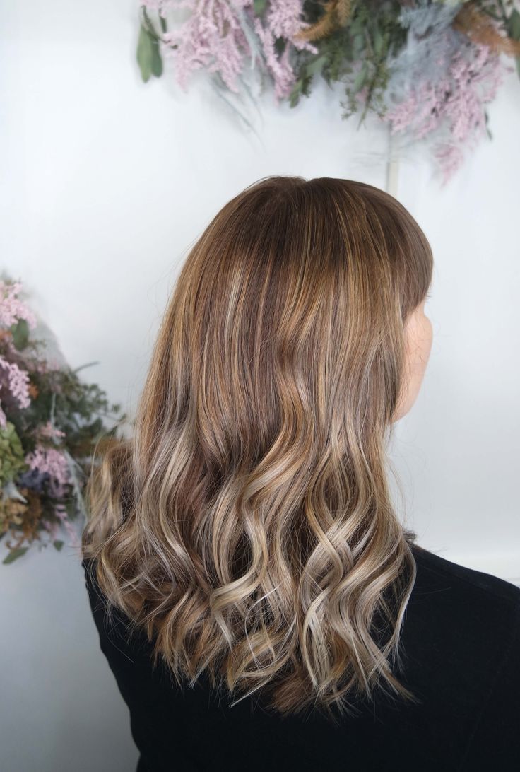 Serba-Serbi Warna Rambut Ombre dan 10 Variasinya