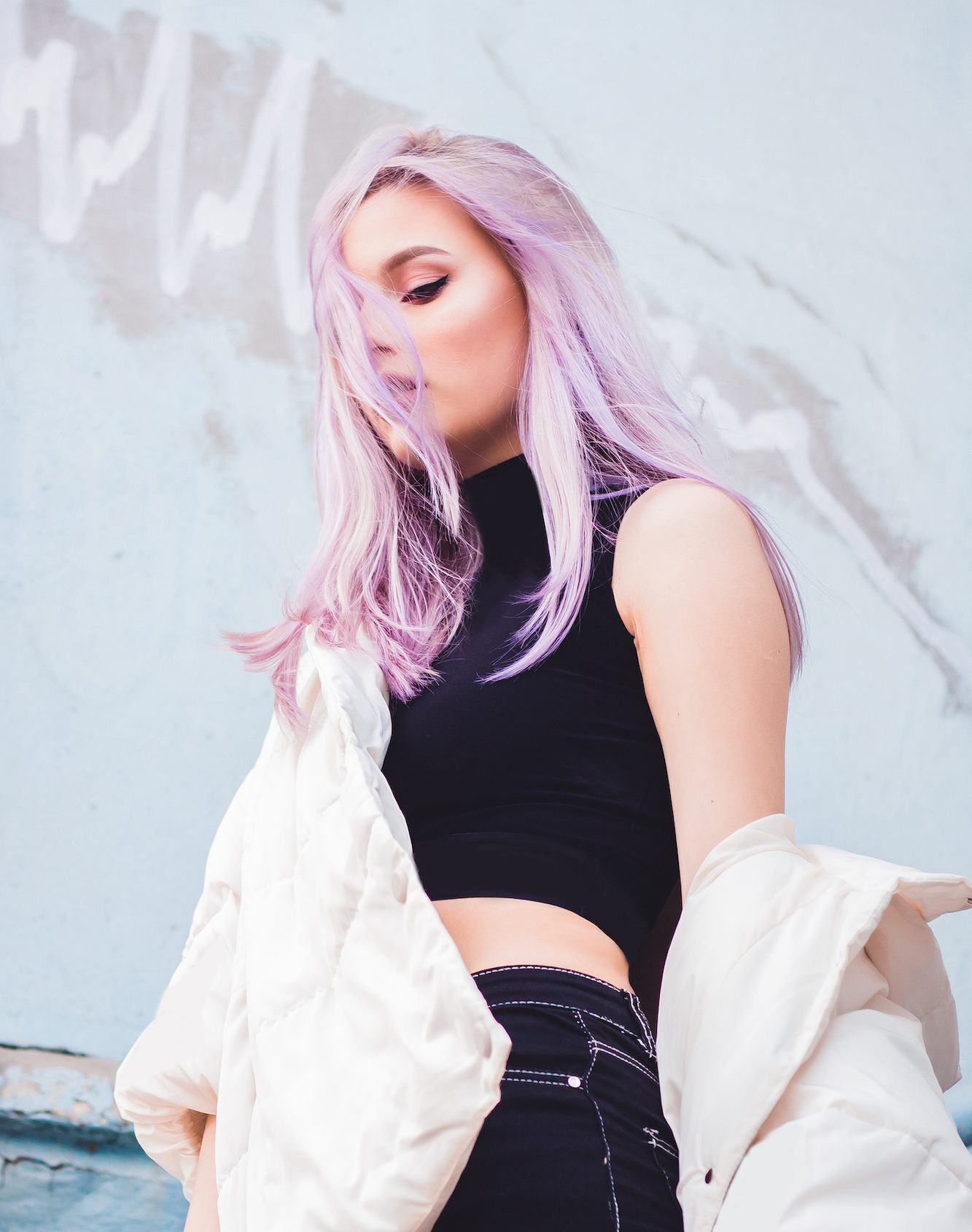 Salah satu warna pink pastel keunguan yang bisa kamu coba. (Foto: Shutterstock)