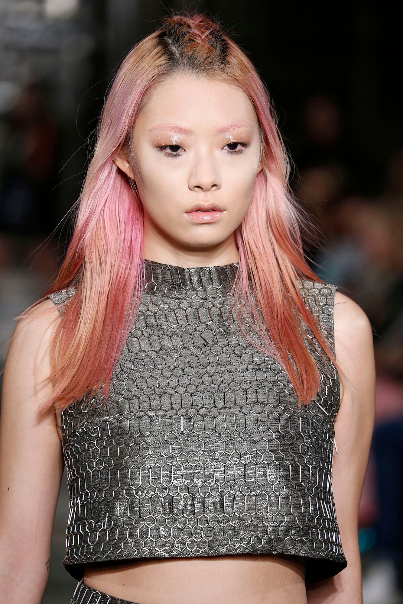 Gunakan teknik highlight sebagai variasi. (Foto: Indigitalimages.com)