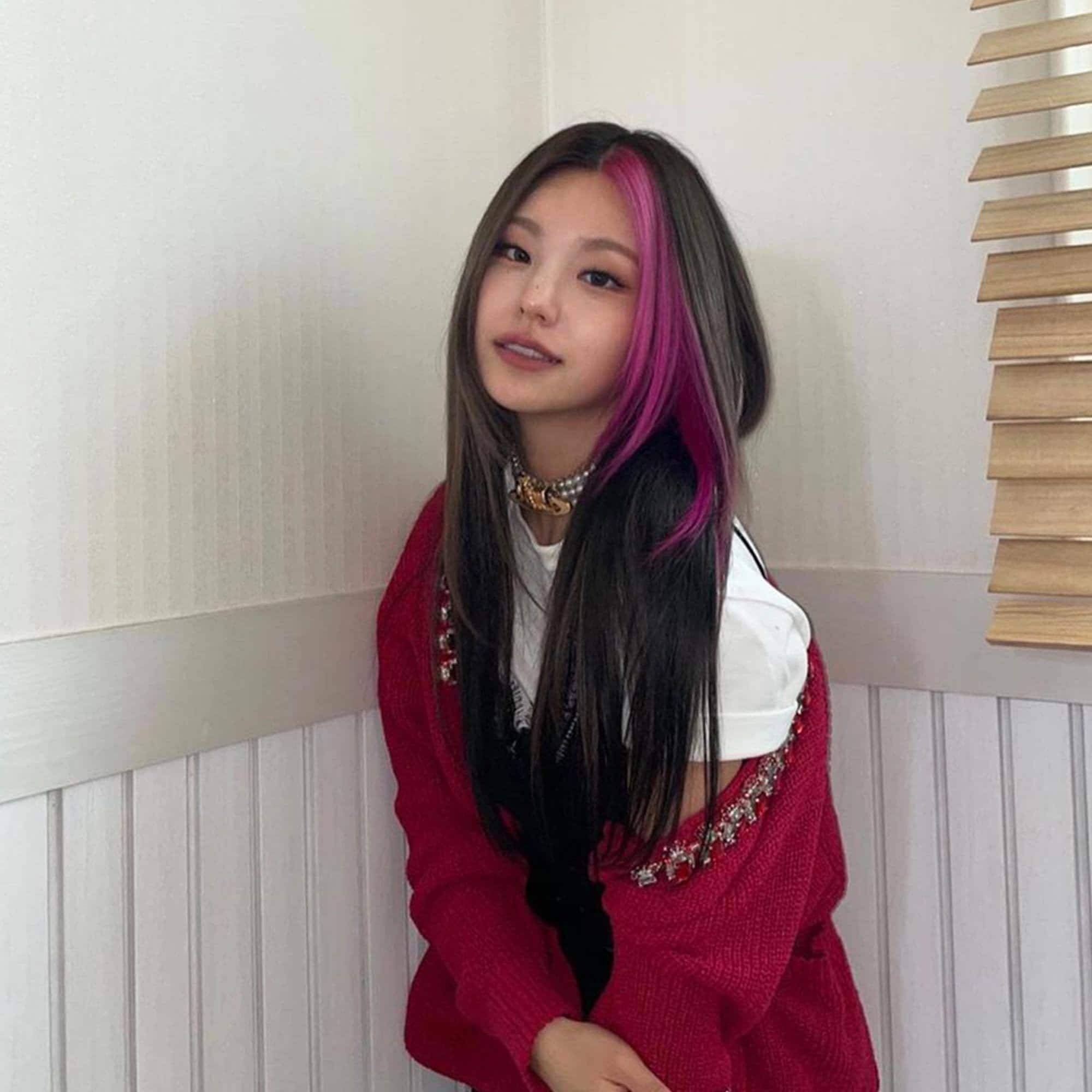 Tak perlu ombre atau balayage, coba gaya money piece ini. (Foto: instagram/itzy.all.in.us)