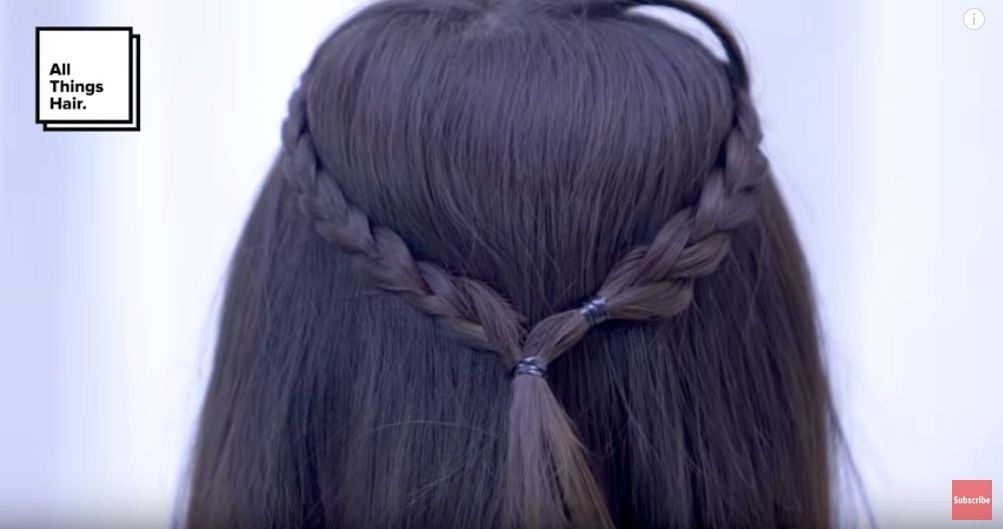 Sarah Ayu dengan rambut kepang dua untuk rambut pendek