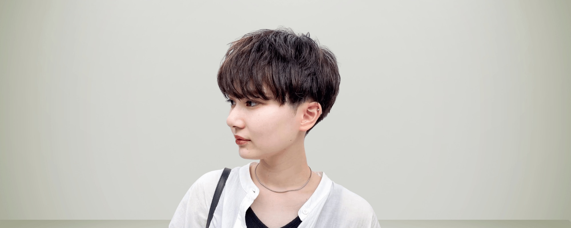 9 Variasi Gaya Bowl Cut Wanita untuk Tampilan Edgy