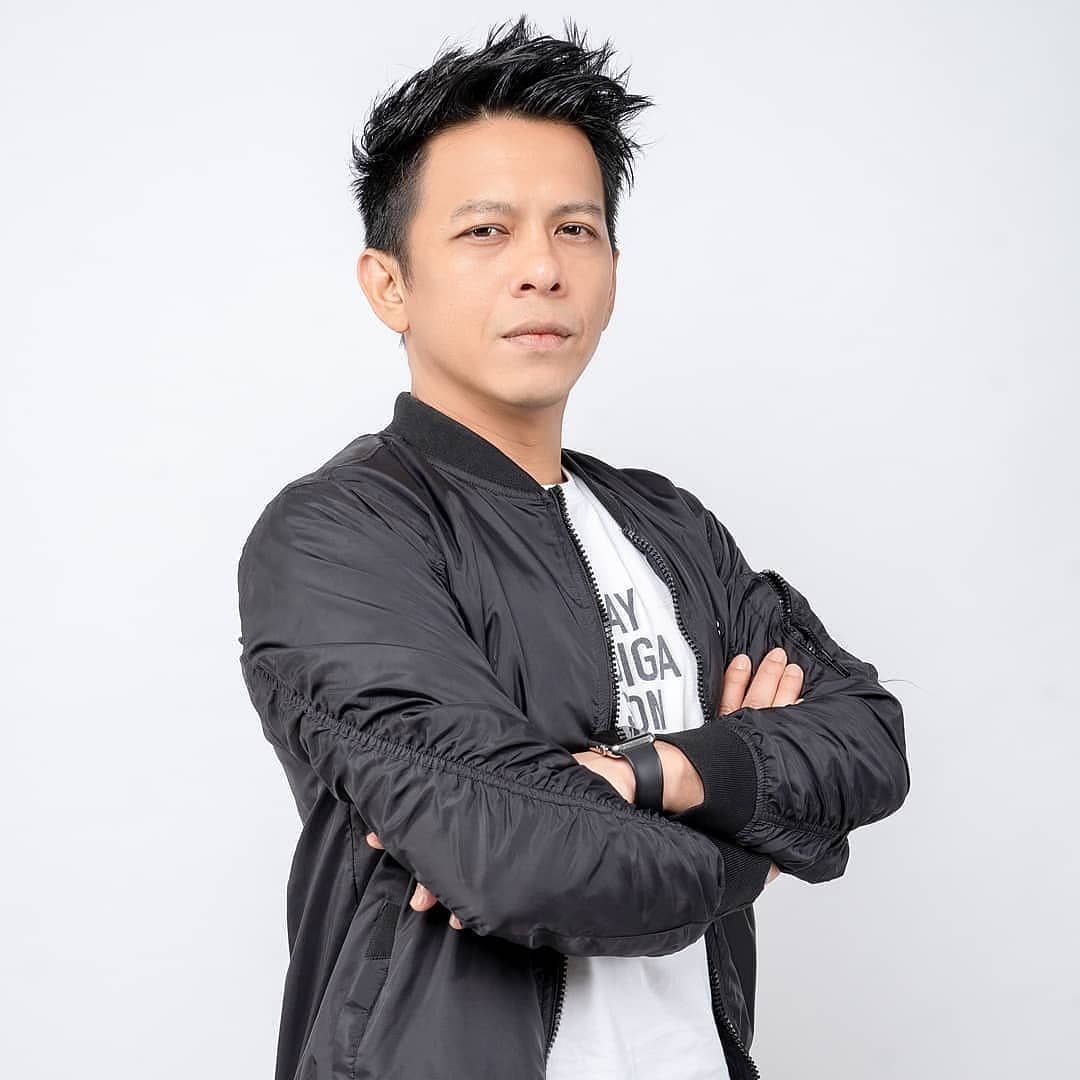 11 Transformasi Gaya Rambut Ariel Noah yang Ikonik