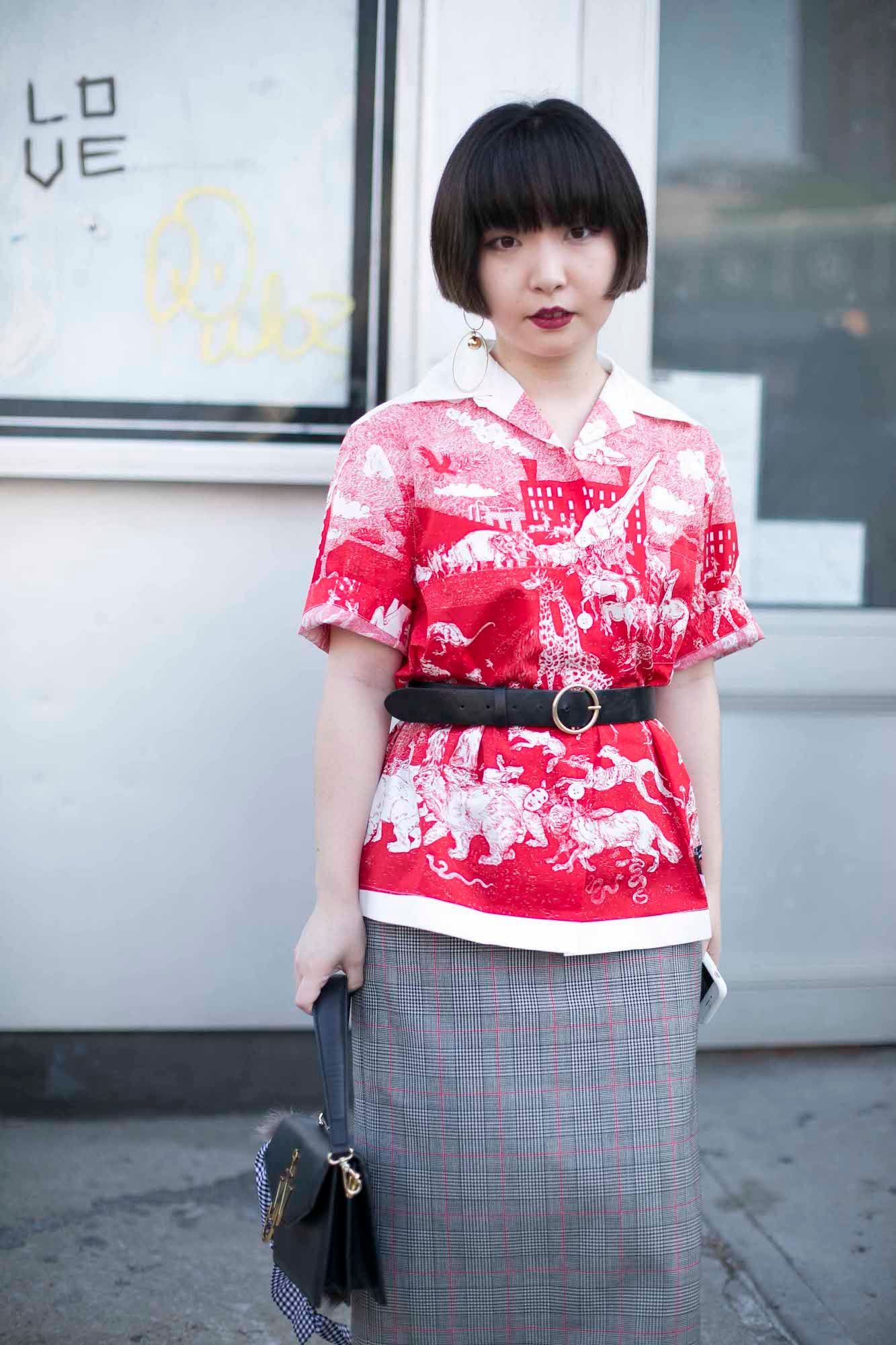 Kamu juga bisa mencoba bob pendek dengan poni. (Foto: Indigitalimages.com)