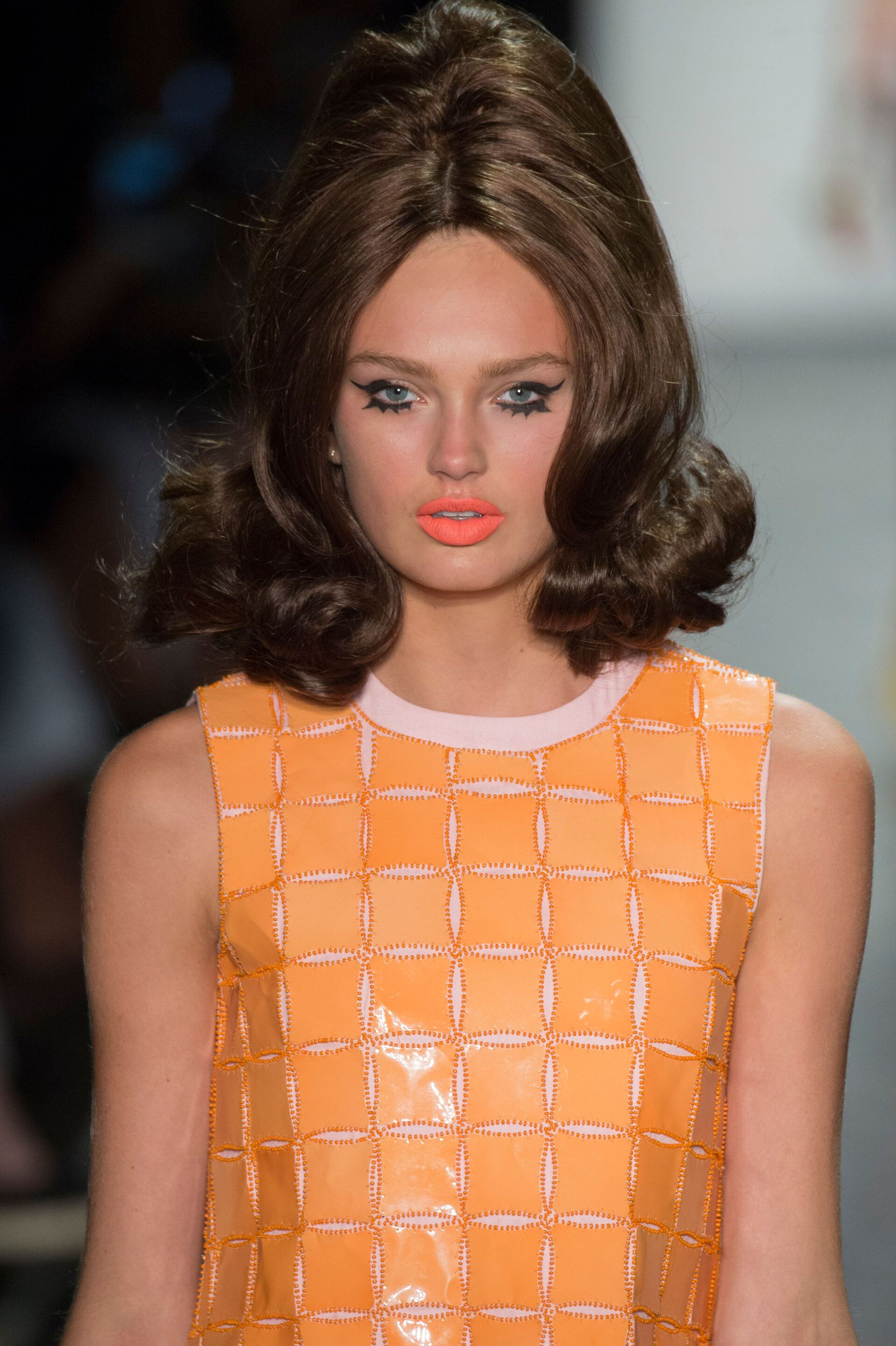 medium half updo beehive