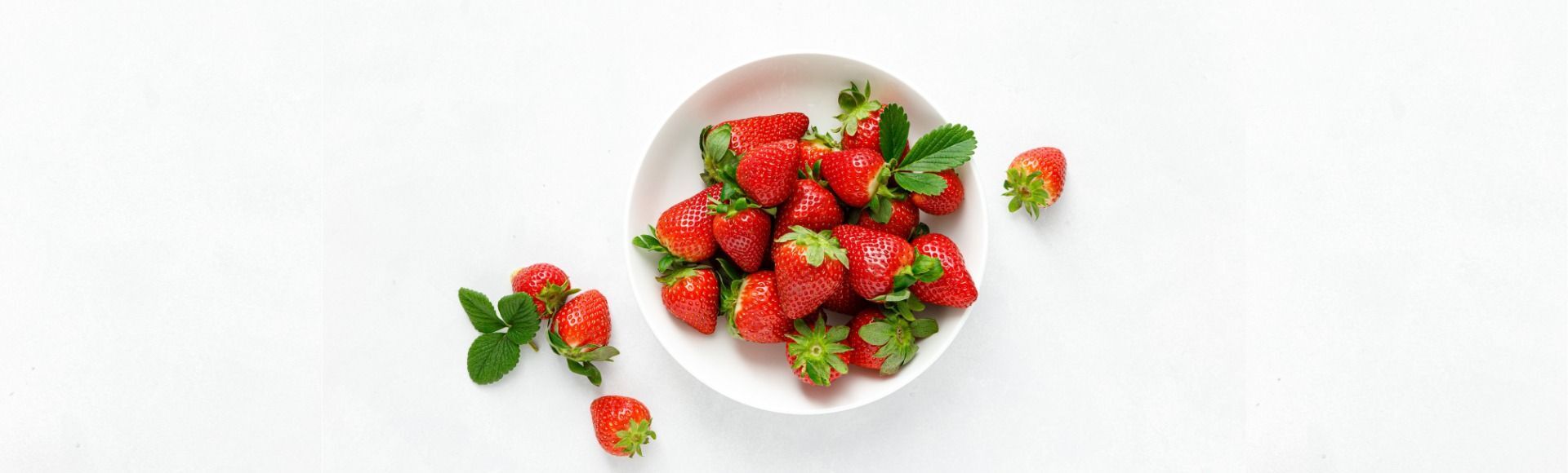 9 Manfaat Buah Strawberry untuk Kecantikan, Bisa Atasi Rontok!