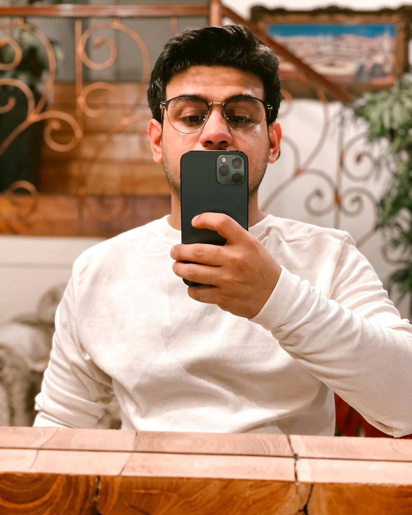 Model rambut Fadil Jaidi ini juga bisa kamu coba. (Foto: Instagram/fadiljaidi)