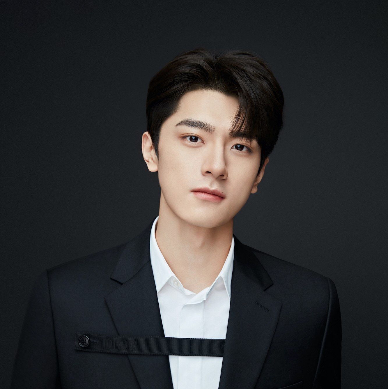 comma hair pada rambut lurus