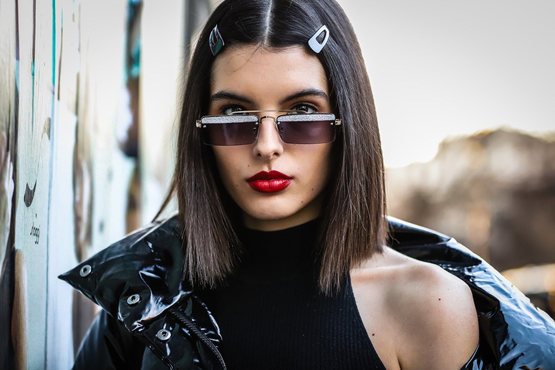 Gunakan jepit rambut.(Foto: Shutterstock)