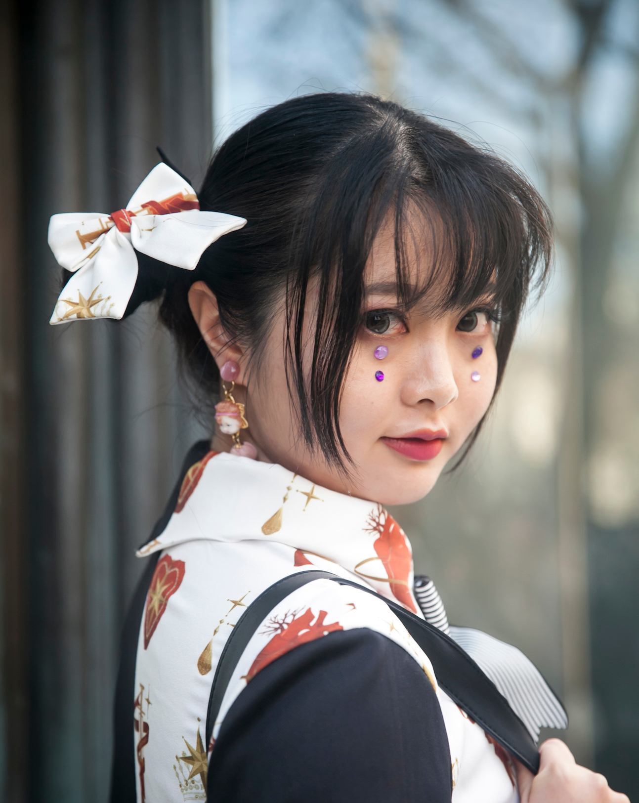 Gaya rambut ini bisa kamu tiru untuk jadi gaya rambut festival. (Foto: Shutterstock)