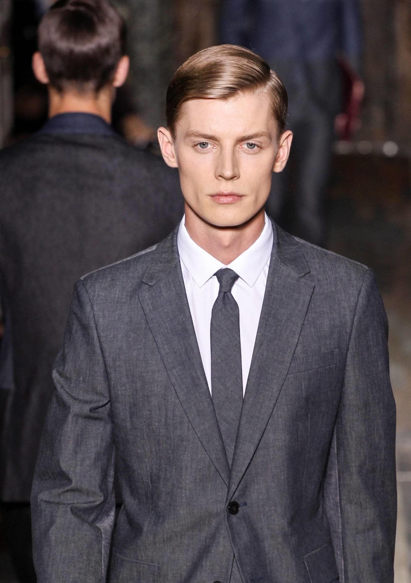 Gaya rambut slick dan disisir rapi yang terinspirasi dari film The Godfather. (Foto: REX by Shutterstock)