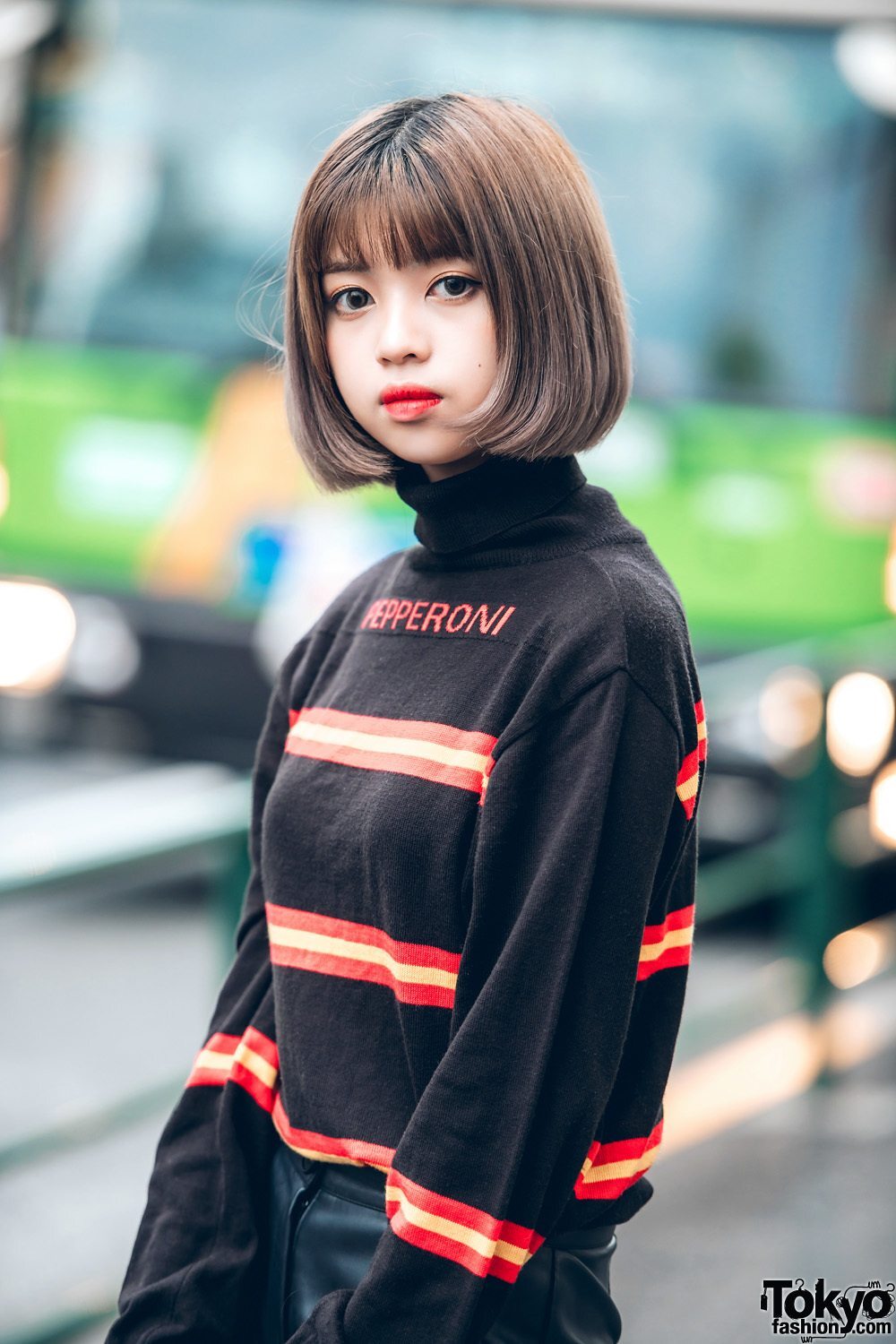 Gaya rambut blunt bob dengan poni. (Foto: Tokyo Fashion)