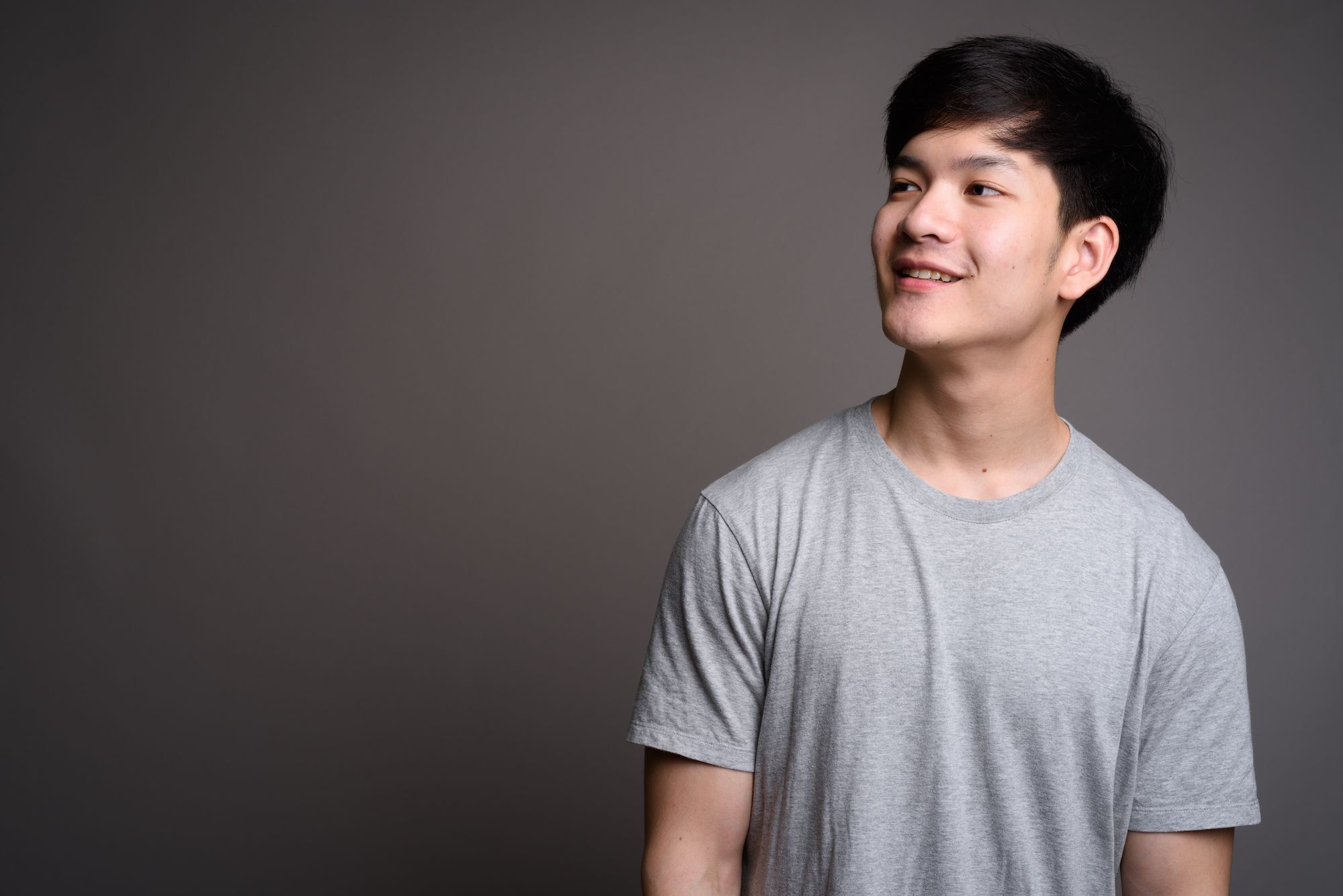 Coba model rambut belah samping yuk? (Foto: Shutterstock)