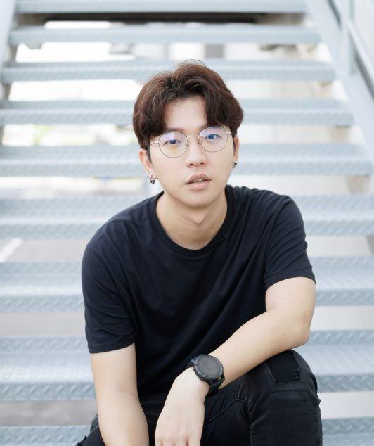 comma hair dengan pomade oil based