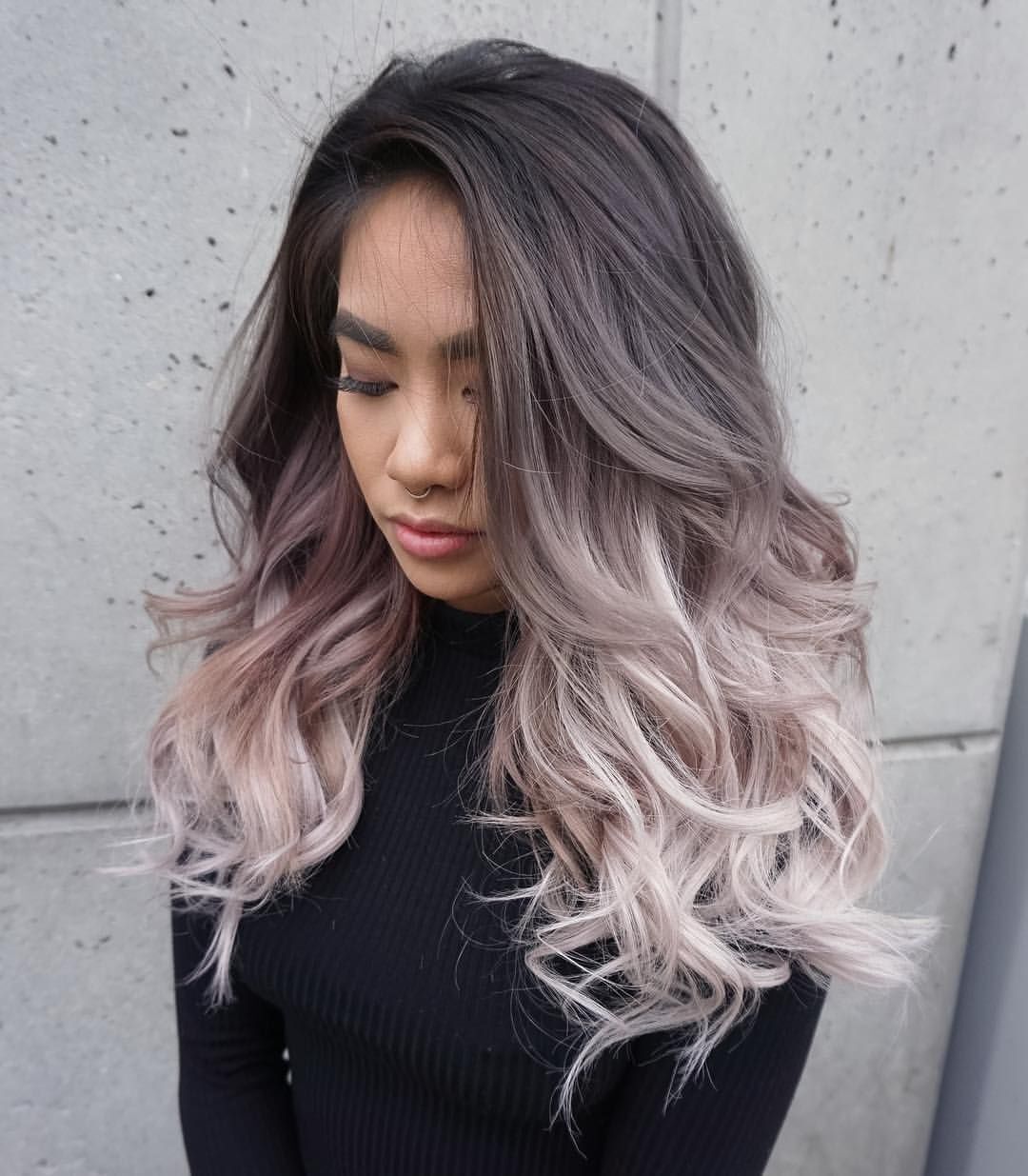 Ombre abu-abu yang buat kamu makin keren. (Foto: Allthingshair UK)