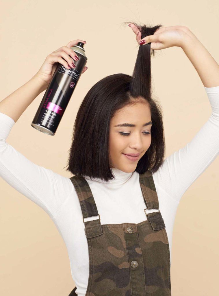 ผู้หญิงผมสั้น ผมมีวอลลุ่ม ใช้โรลม้วนผม