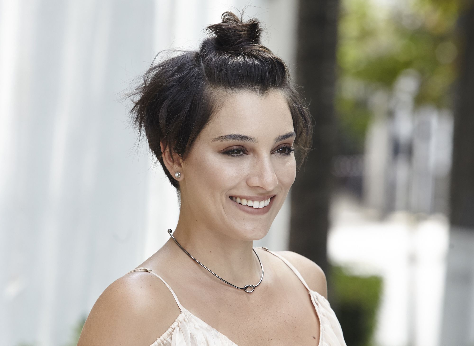 5 วิธีมัดผมสั้นแบบง่ายๆ ดูดีมีสไตล์ แถมเก๋ไก๋สุดๆ