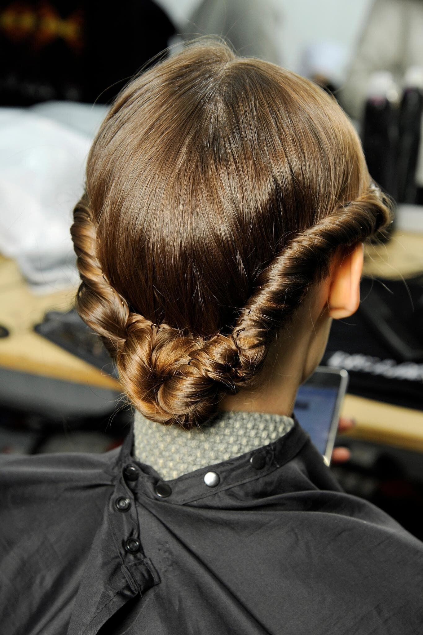 5 วิธีมัดผมสั้นแบบง่ายๆ ที่ใครๆ ก็ทำเองได้ ดูดีมีสไตล์ แถมเก๋ไก๋สุดๆ