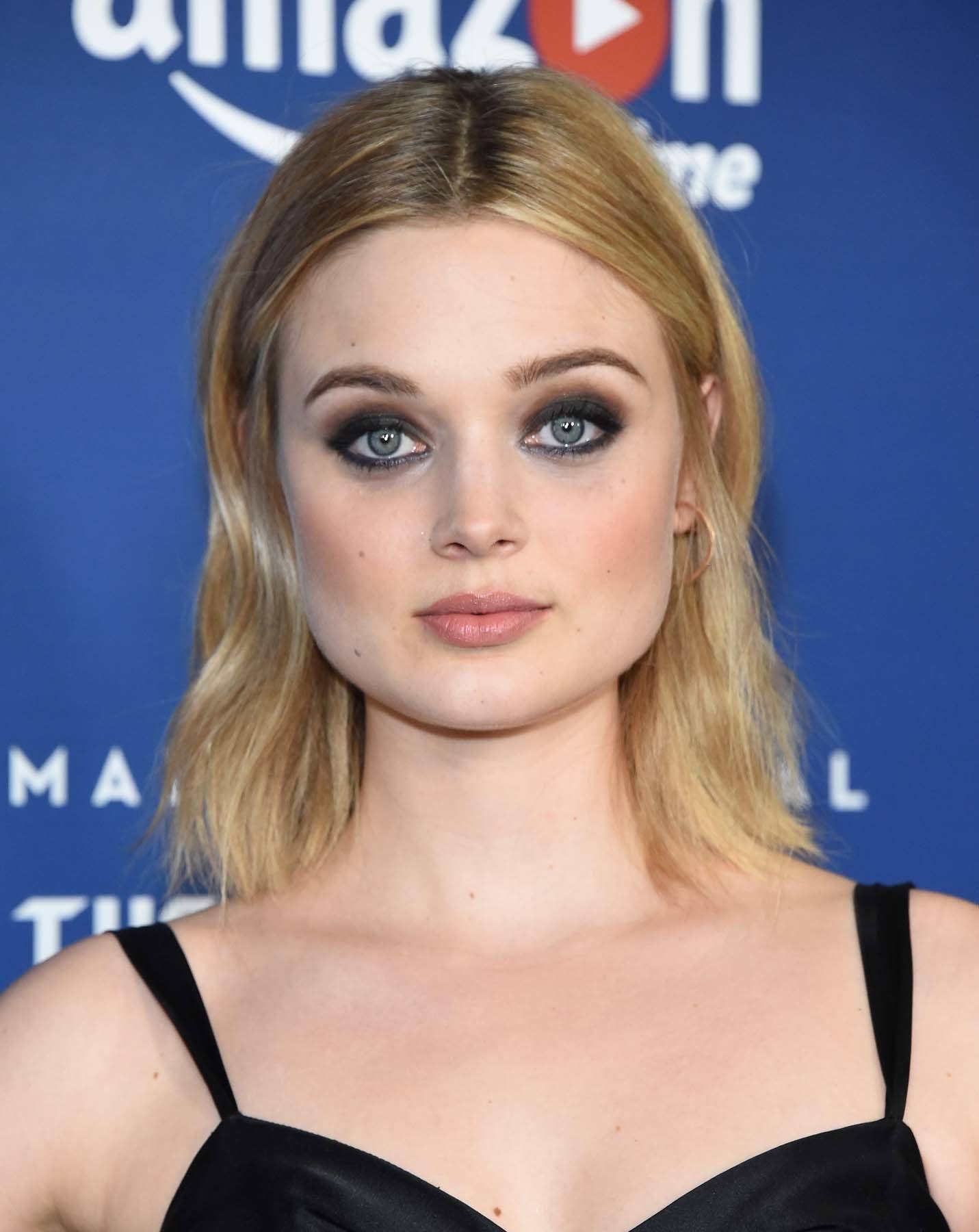 Bella Heathcote ผมประบ่า ผมบลอนด์