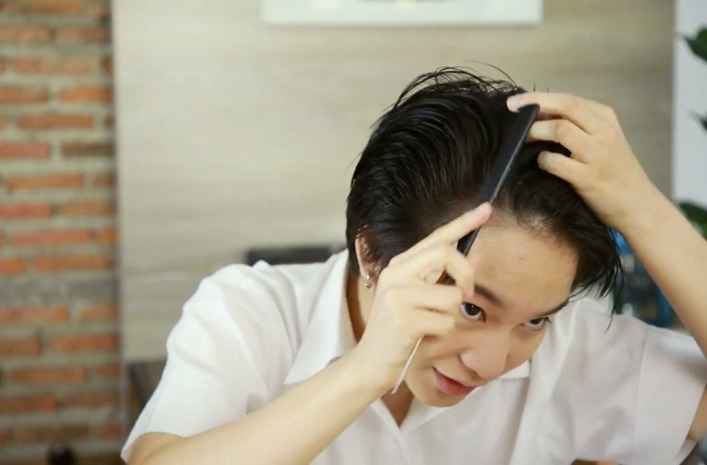 วิธีทำทรงผมทอมรับปริญญา