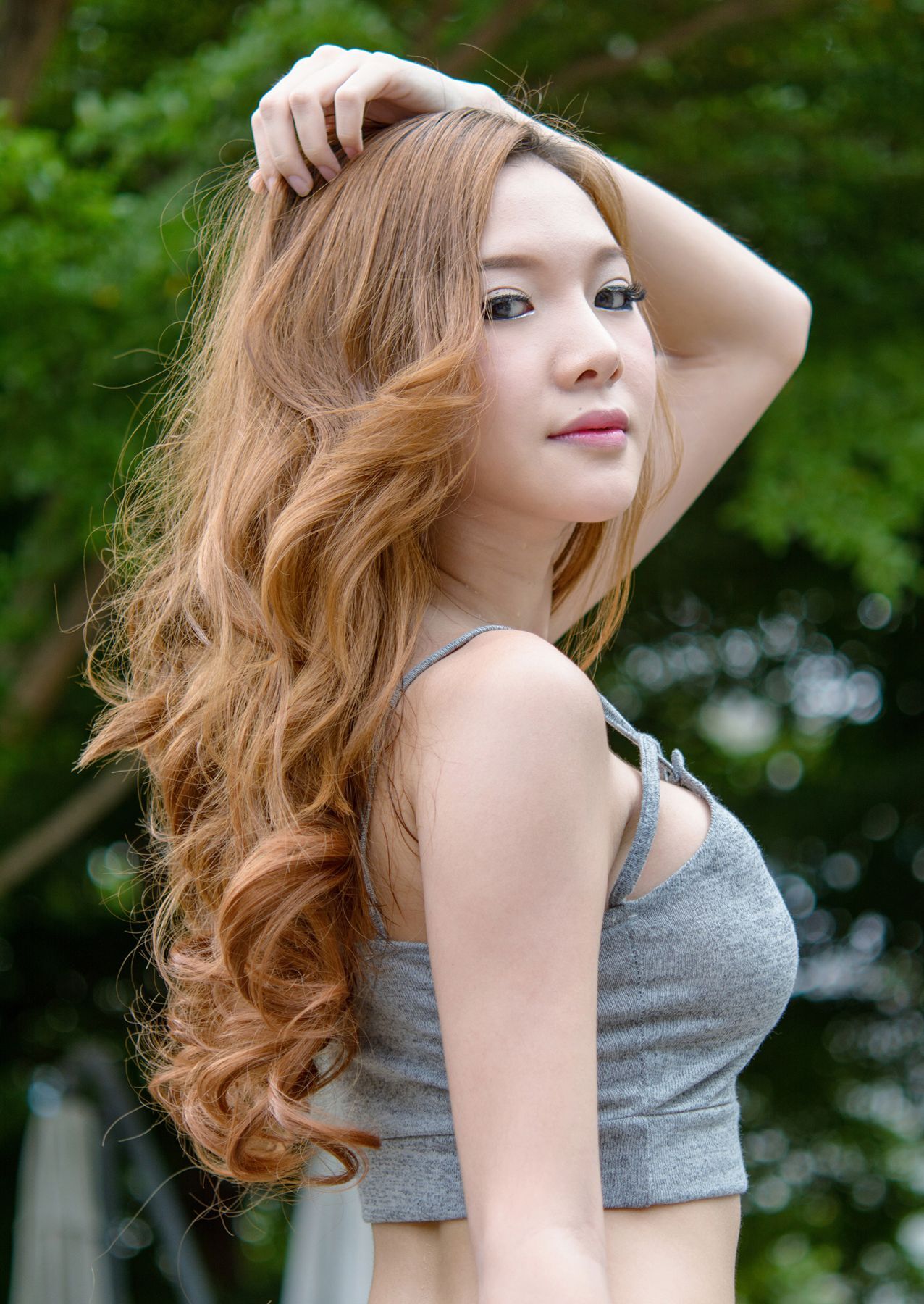 ผมสีน้ำตาลคาราเมล (Credit: Shutterstock)