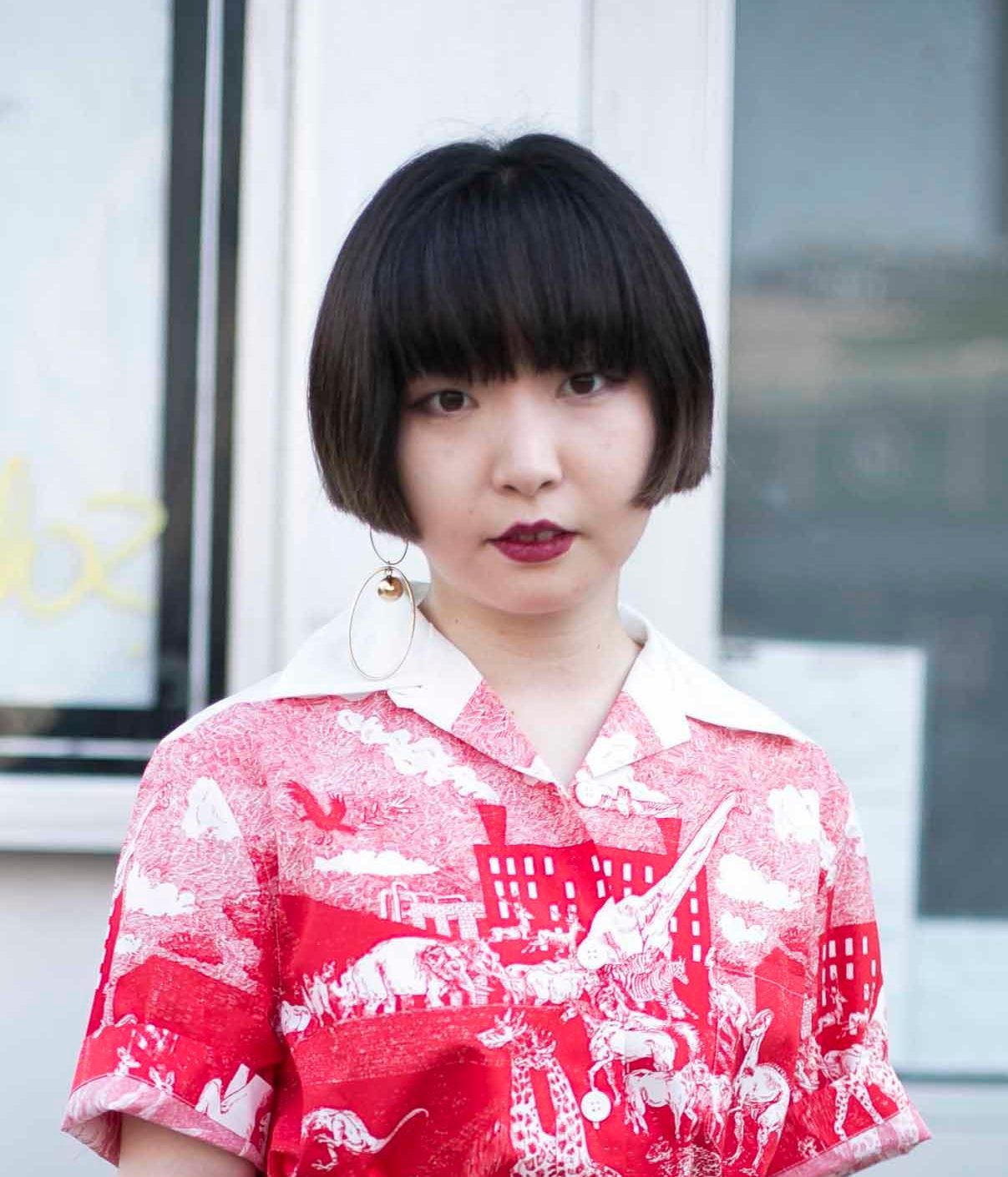 ผมบ๊อบและหน้าม้าระดับสายตา 
