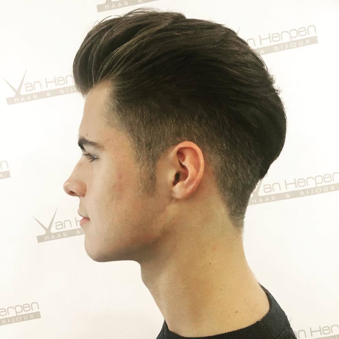 (Credit: Instagram/@vanherpenkappers)