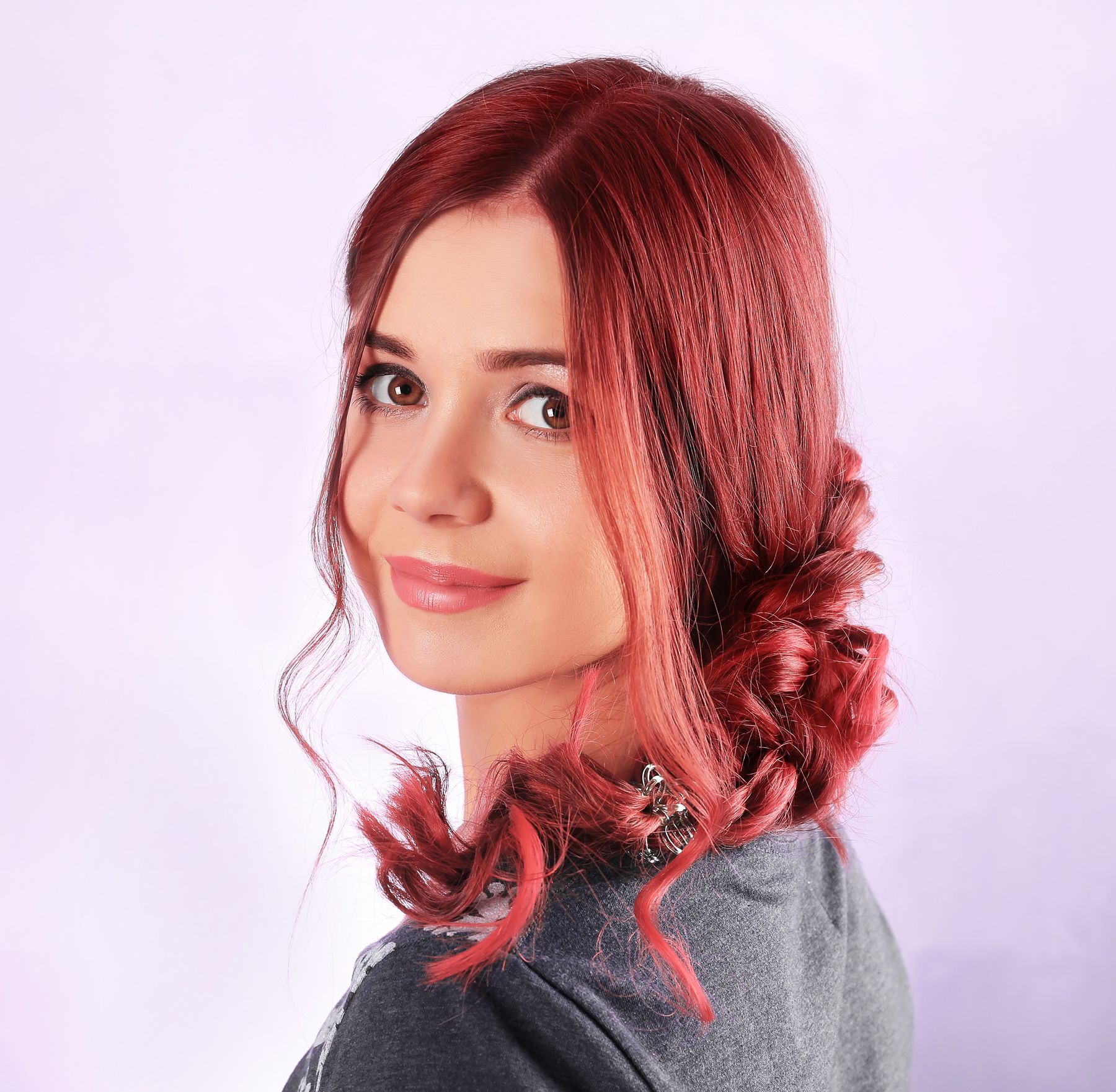 สีแดงเปลือกมังคุด (Credit: Shutterstock)