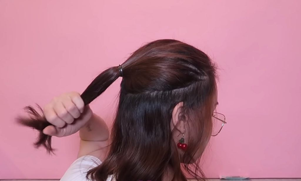 ผมสั้น ประบ่า มัดผม ครึ่งหัว