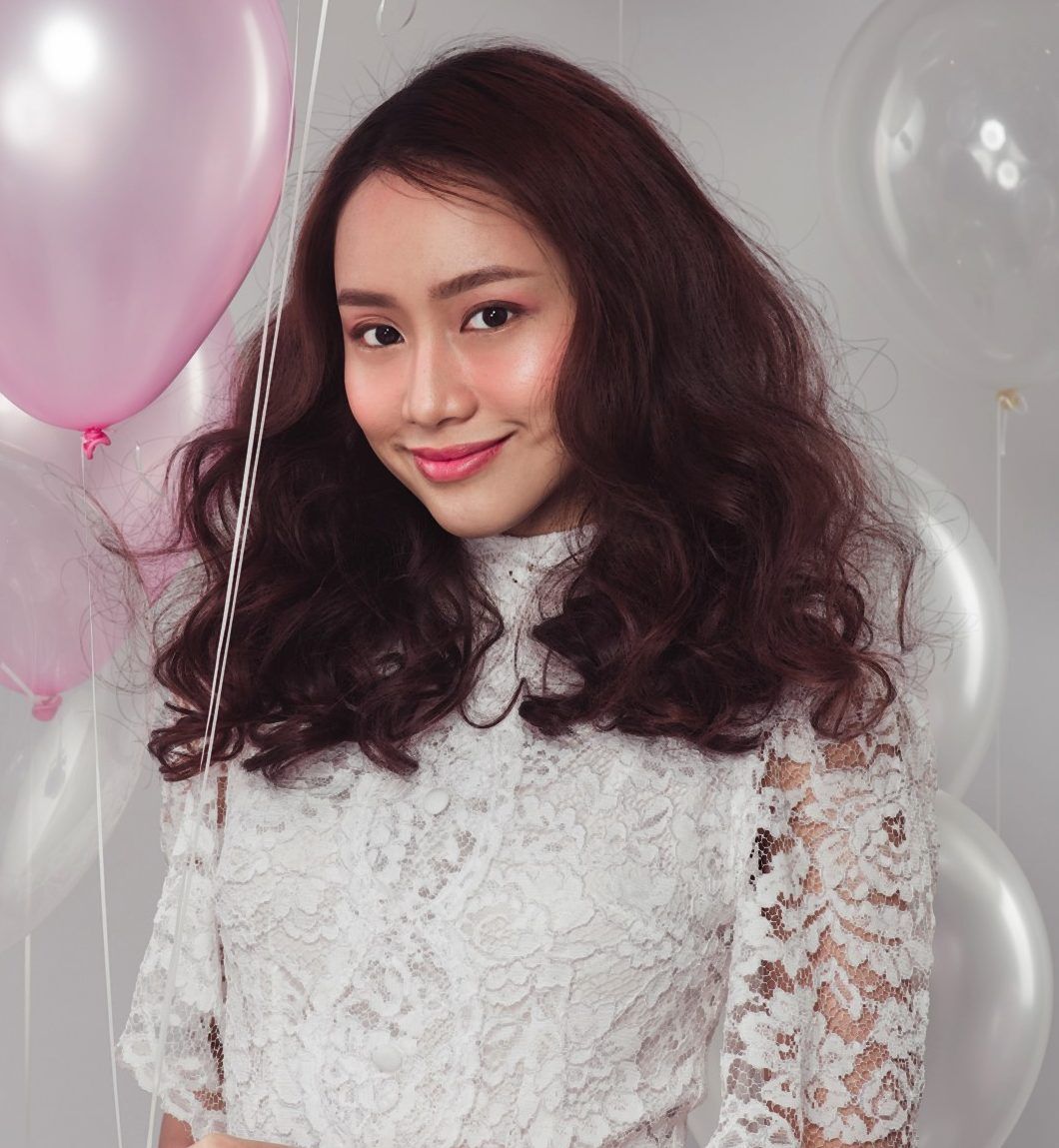 30 สไตล์ทรงผมยาวดัดลอน ที่ทำเมื่อไหร่ก็สวยได้ไม่หลุดเทรนด์