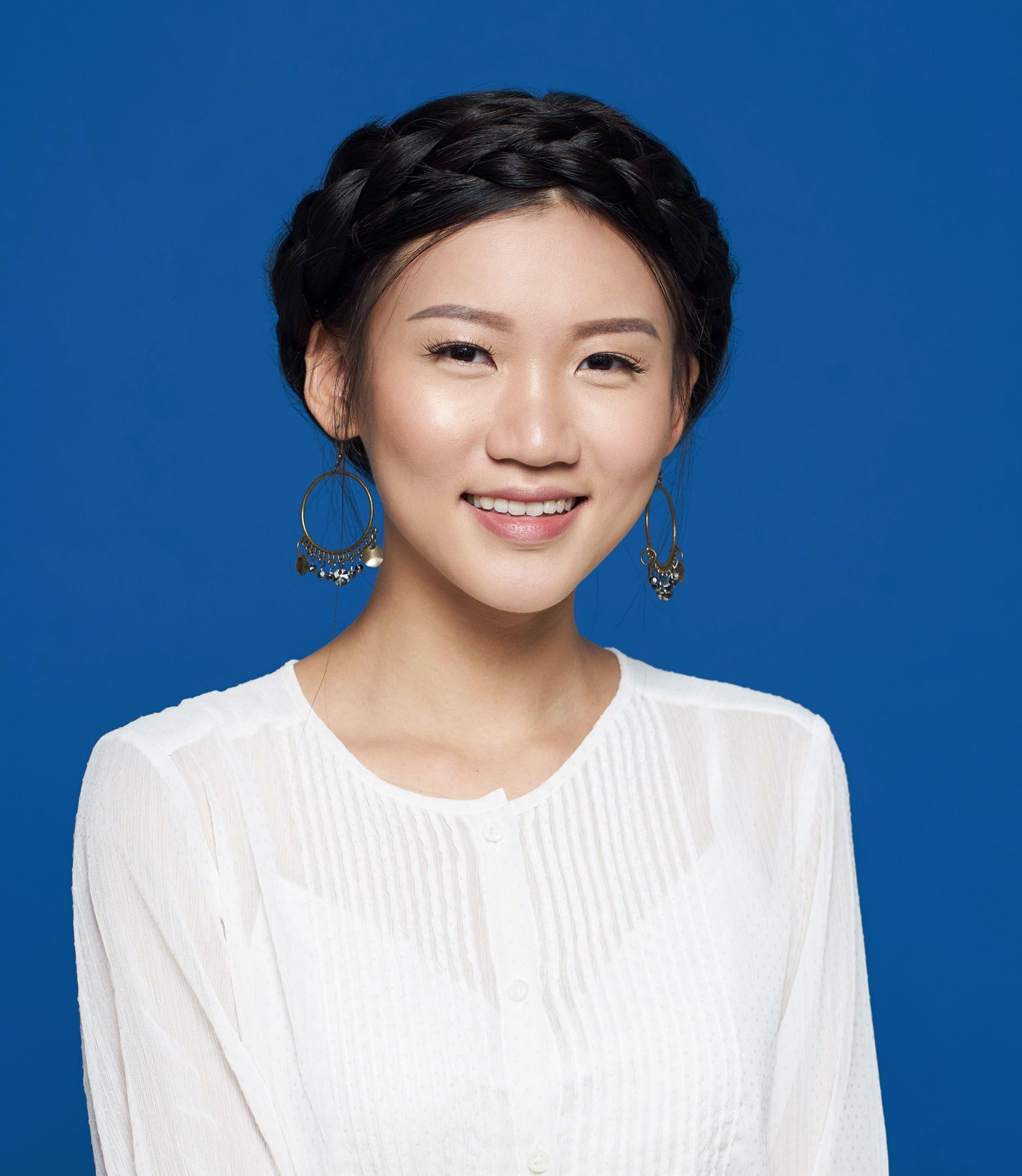 เปียมงกุฎครอบหัว (Crown braids) (Credit: Hariono Halim)